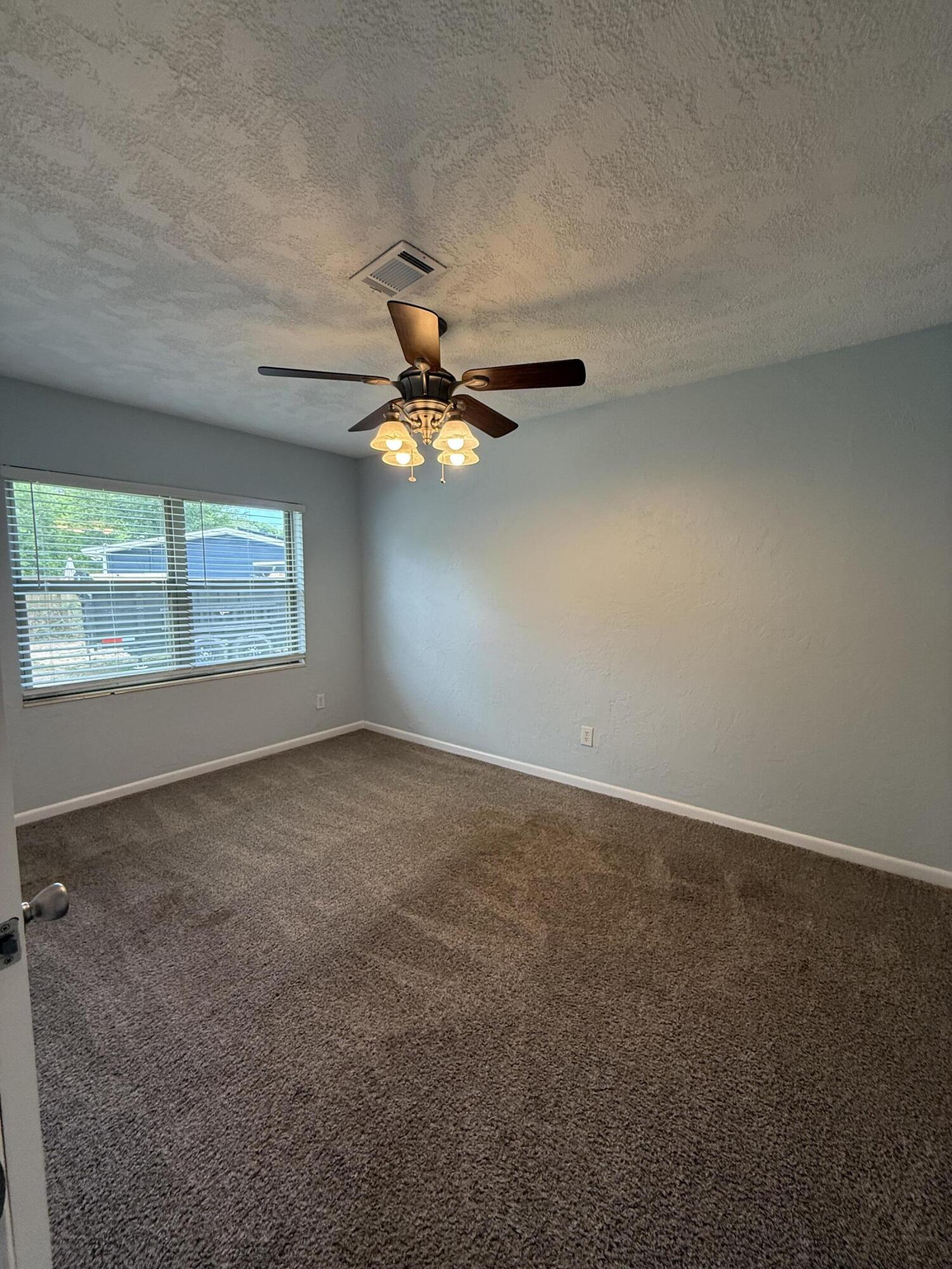WINTHROP PLACE 1ST ADDN - Residential Lease