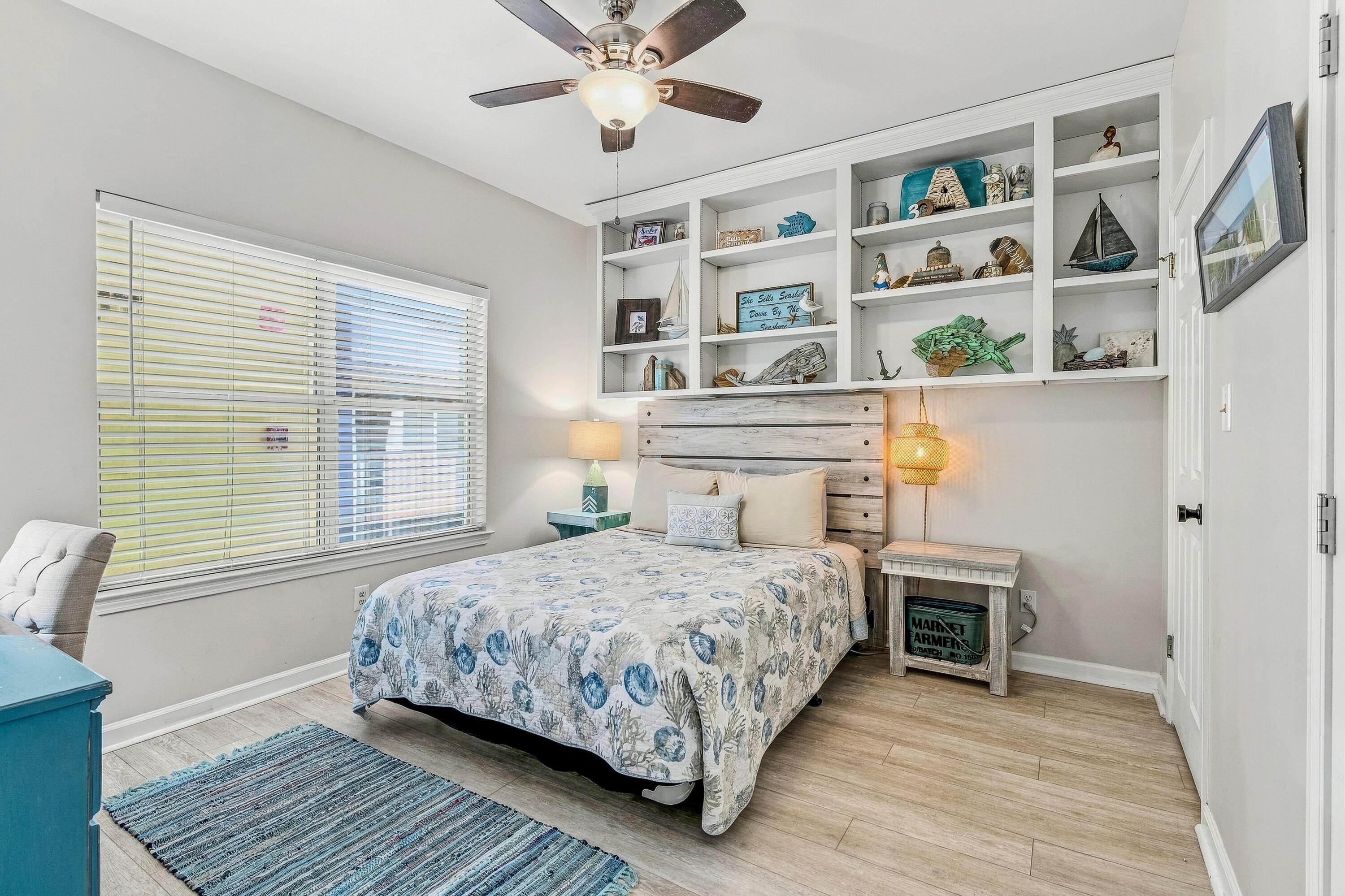 POINTE OF VIEW - Residential