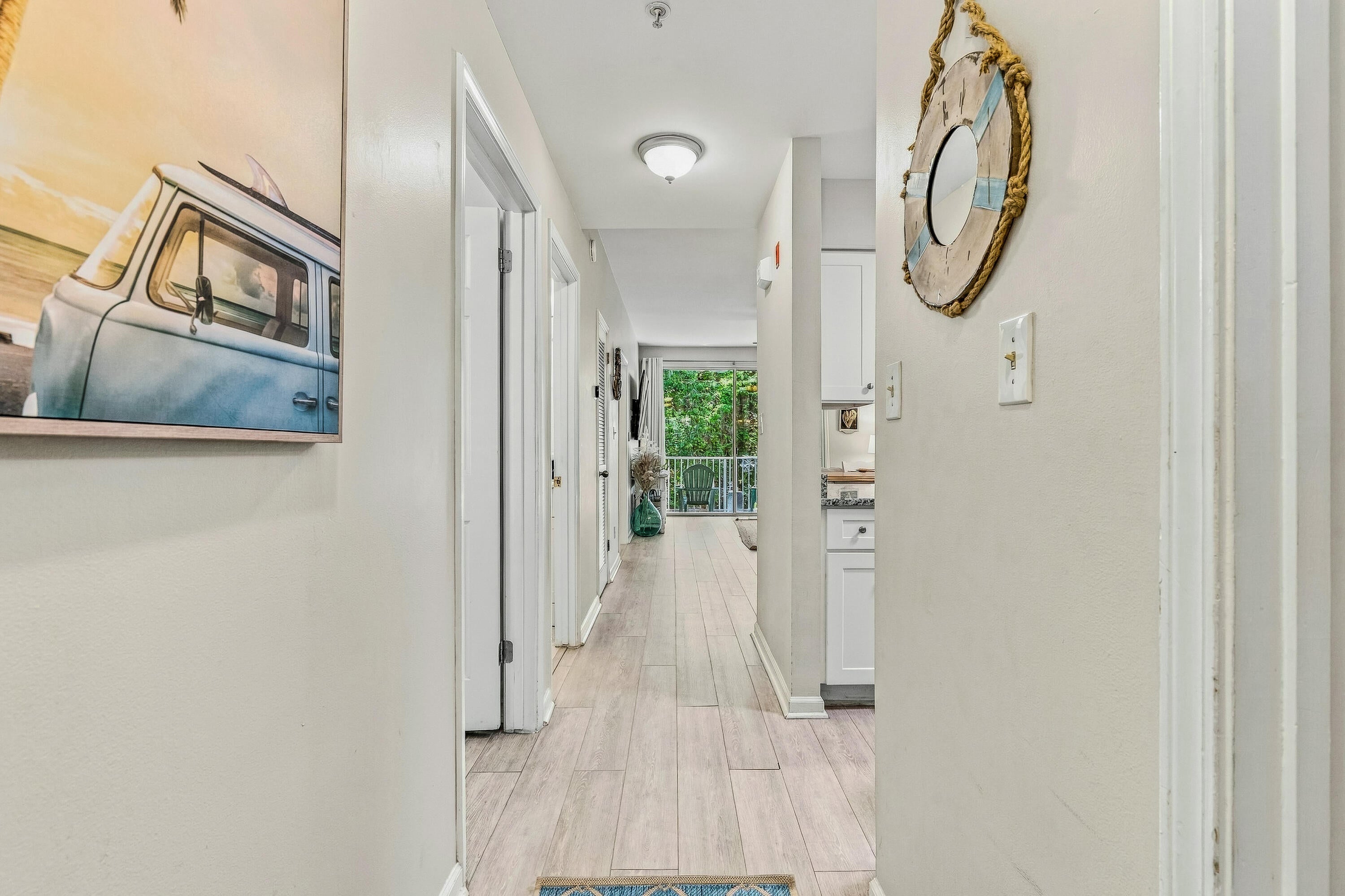 POINTE OF VIEW - Residential