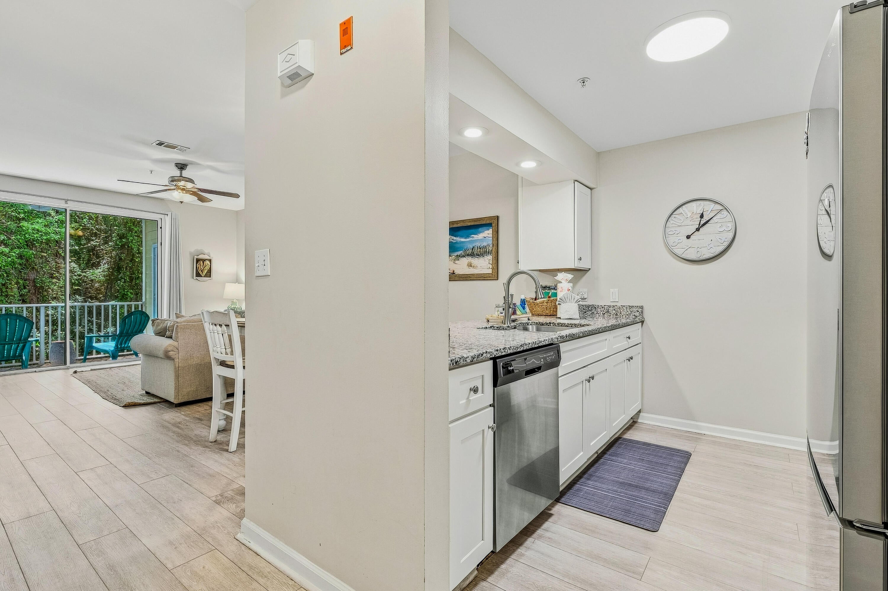 POINTE OF VIEW - Residential