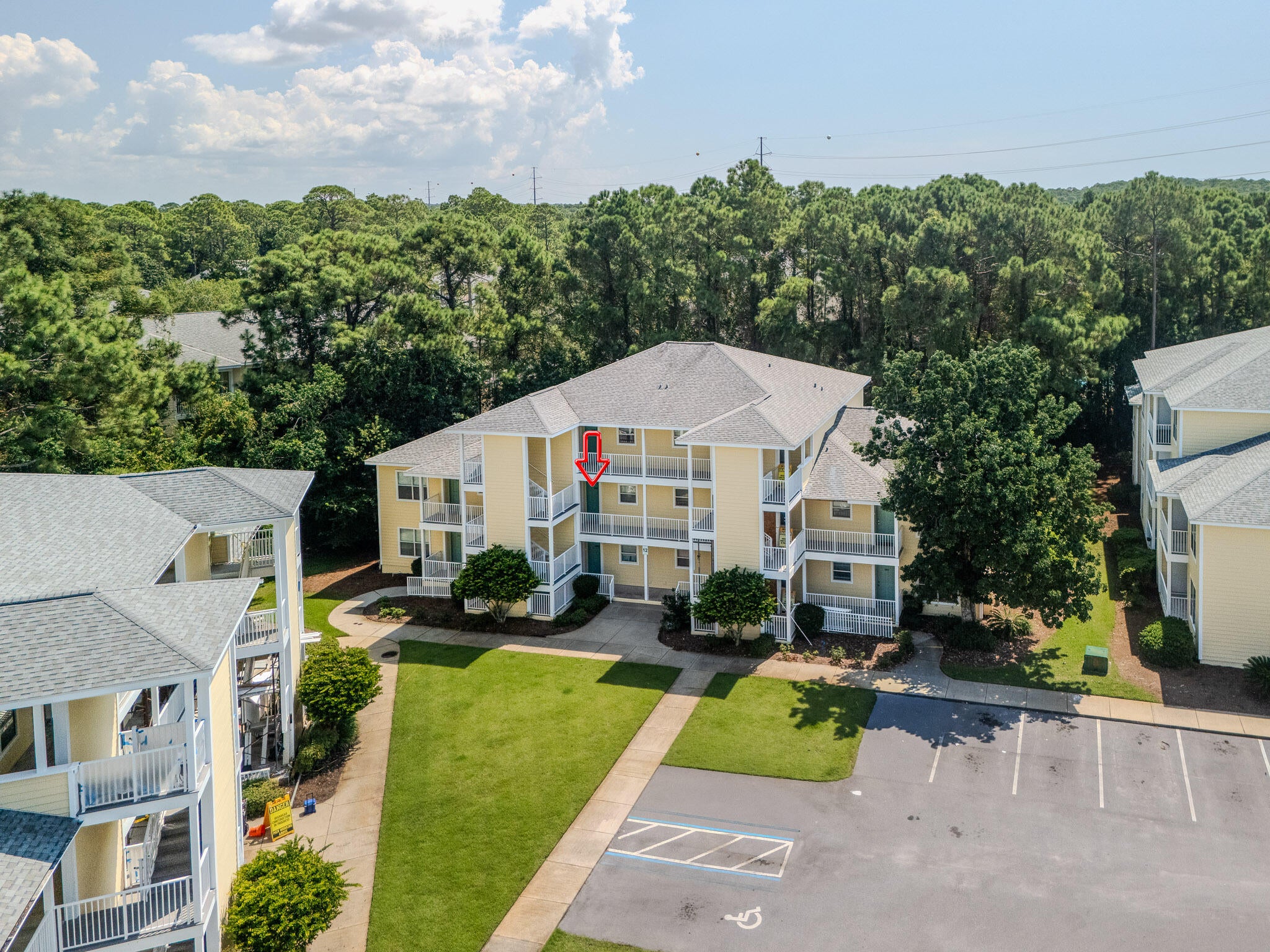 POINTE OF VIEW - Residential