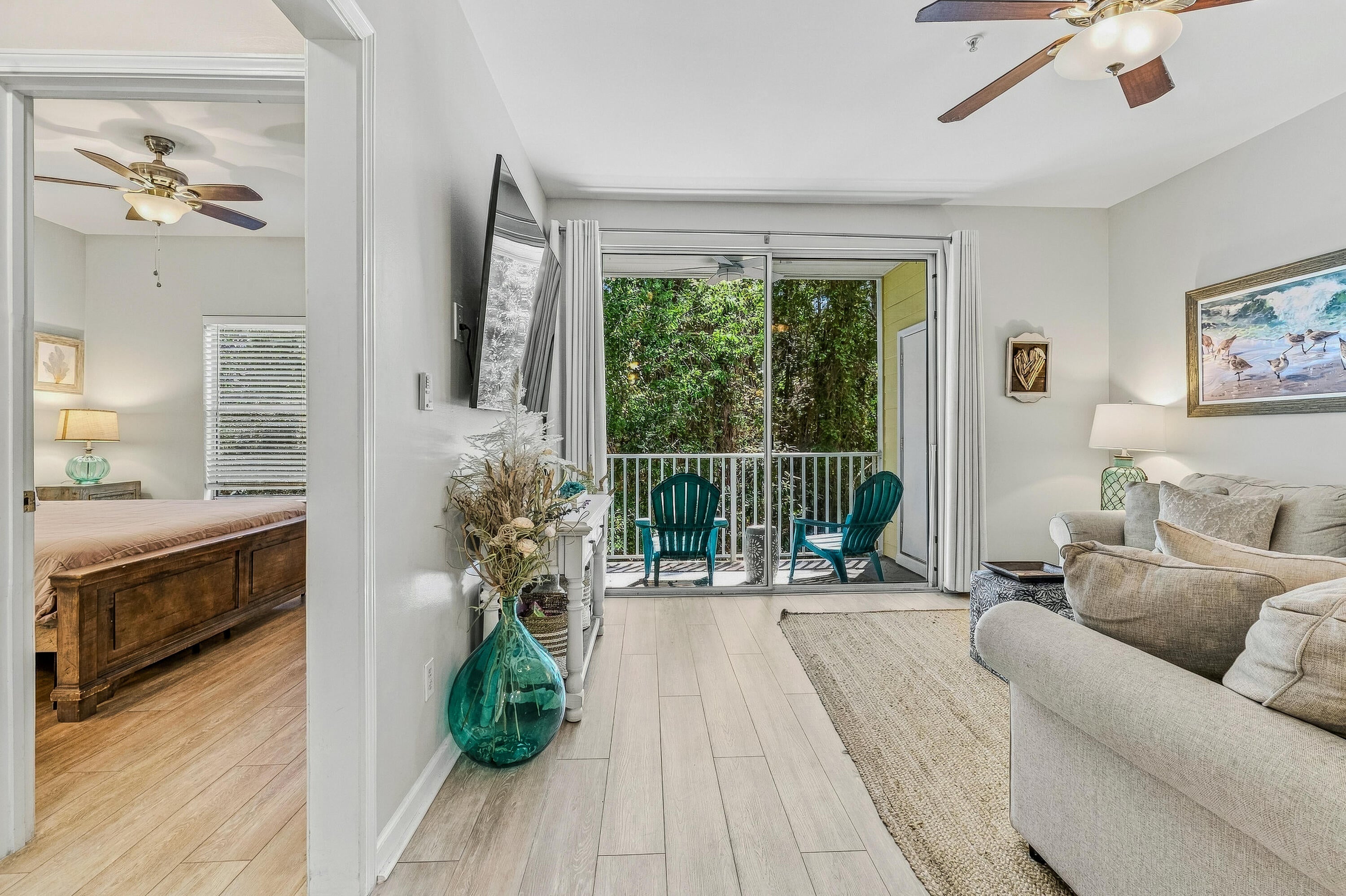POINTE OF VIEW - Residential