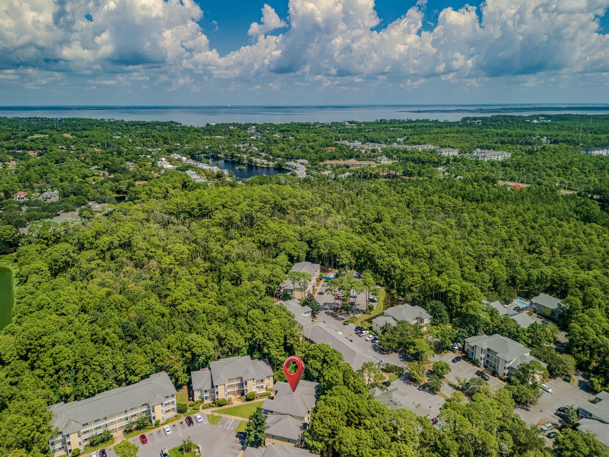 POINTE OF VIEW - Residential