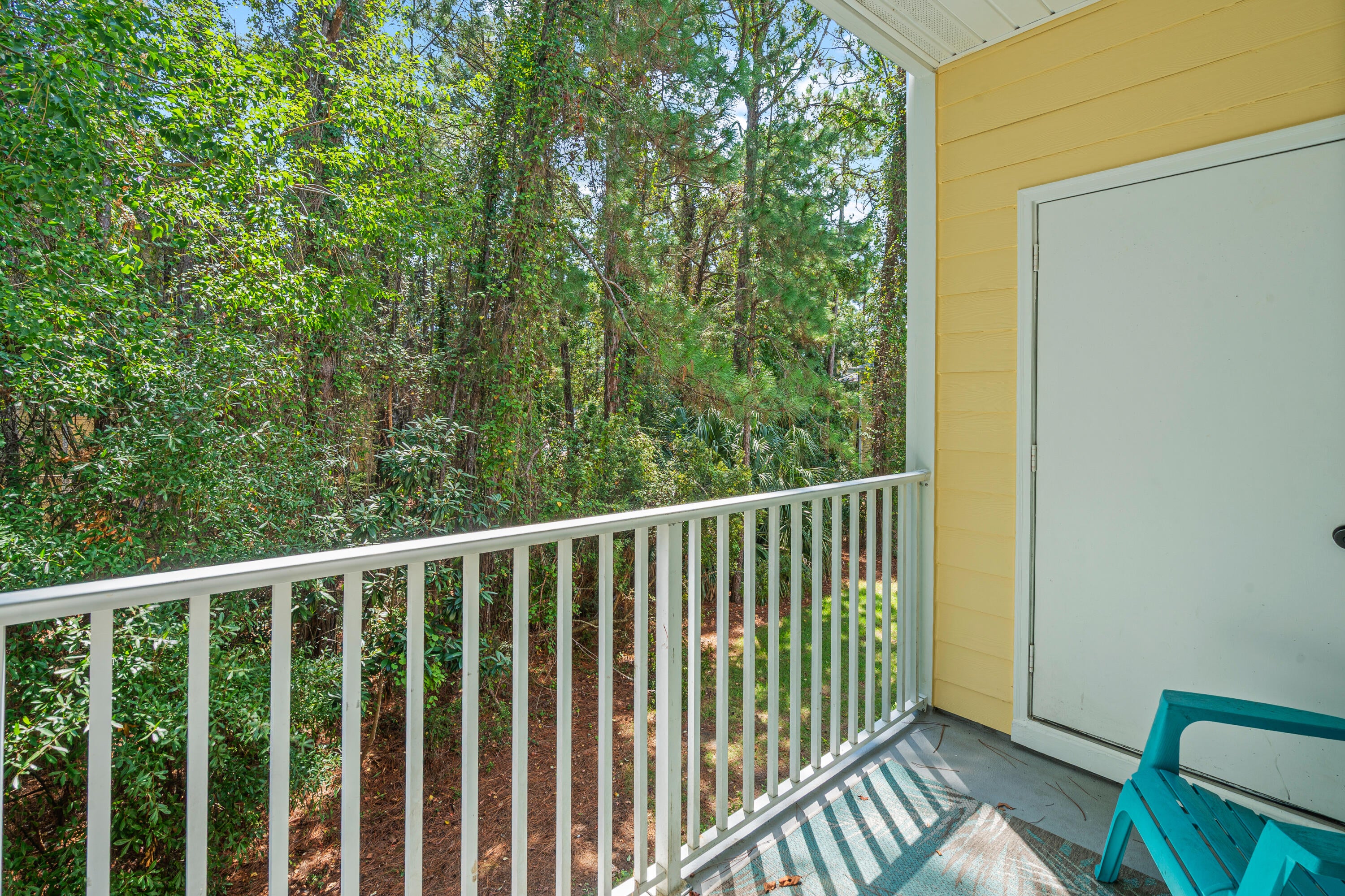 POINTE OF VIEW - Residential