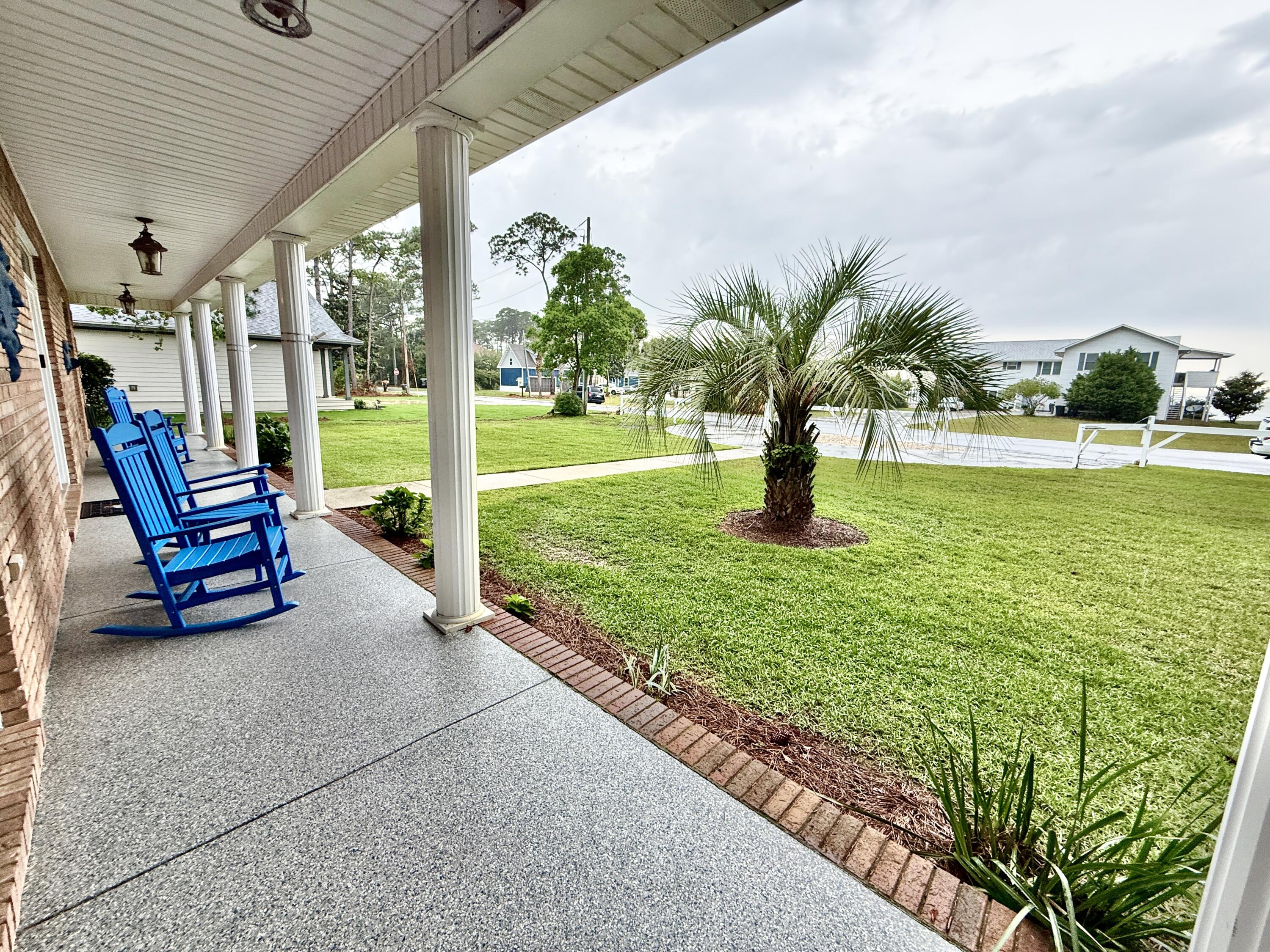 FLAMINGO BEACH - Residential