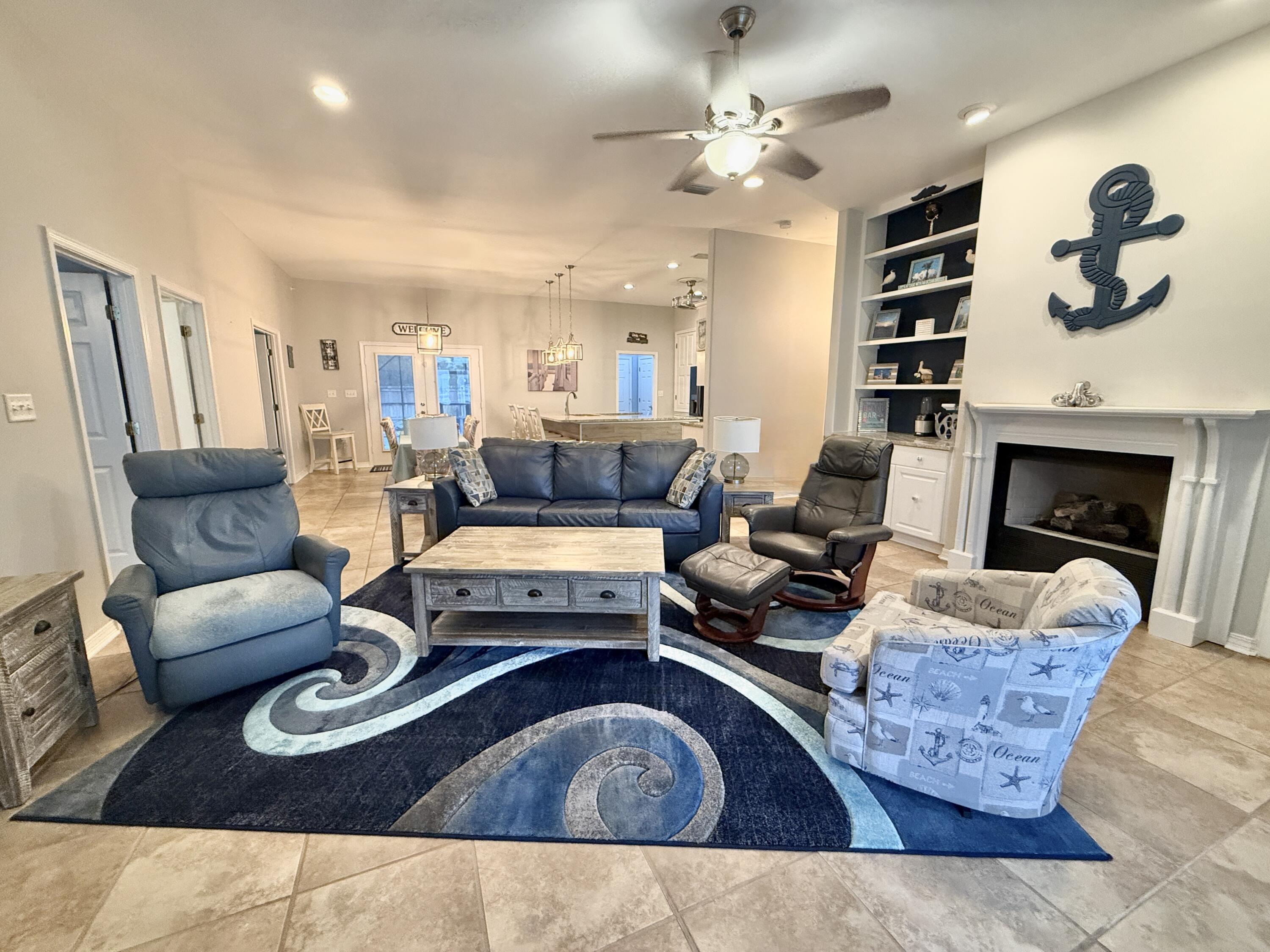 FLAMINGO BEACH - Residential
