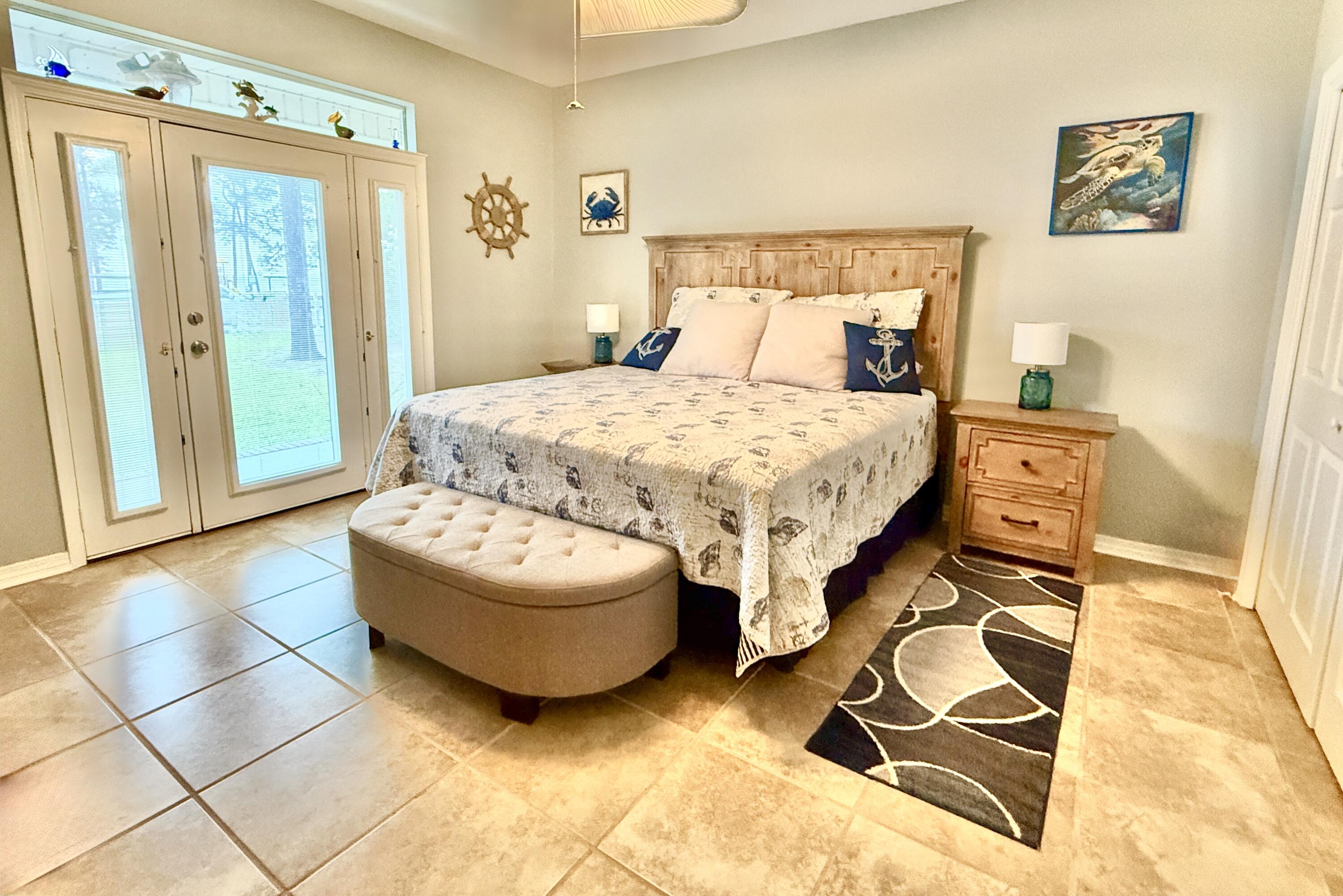 FLAMINGO BEACH - Residential