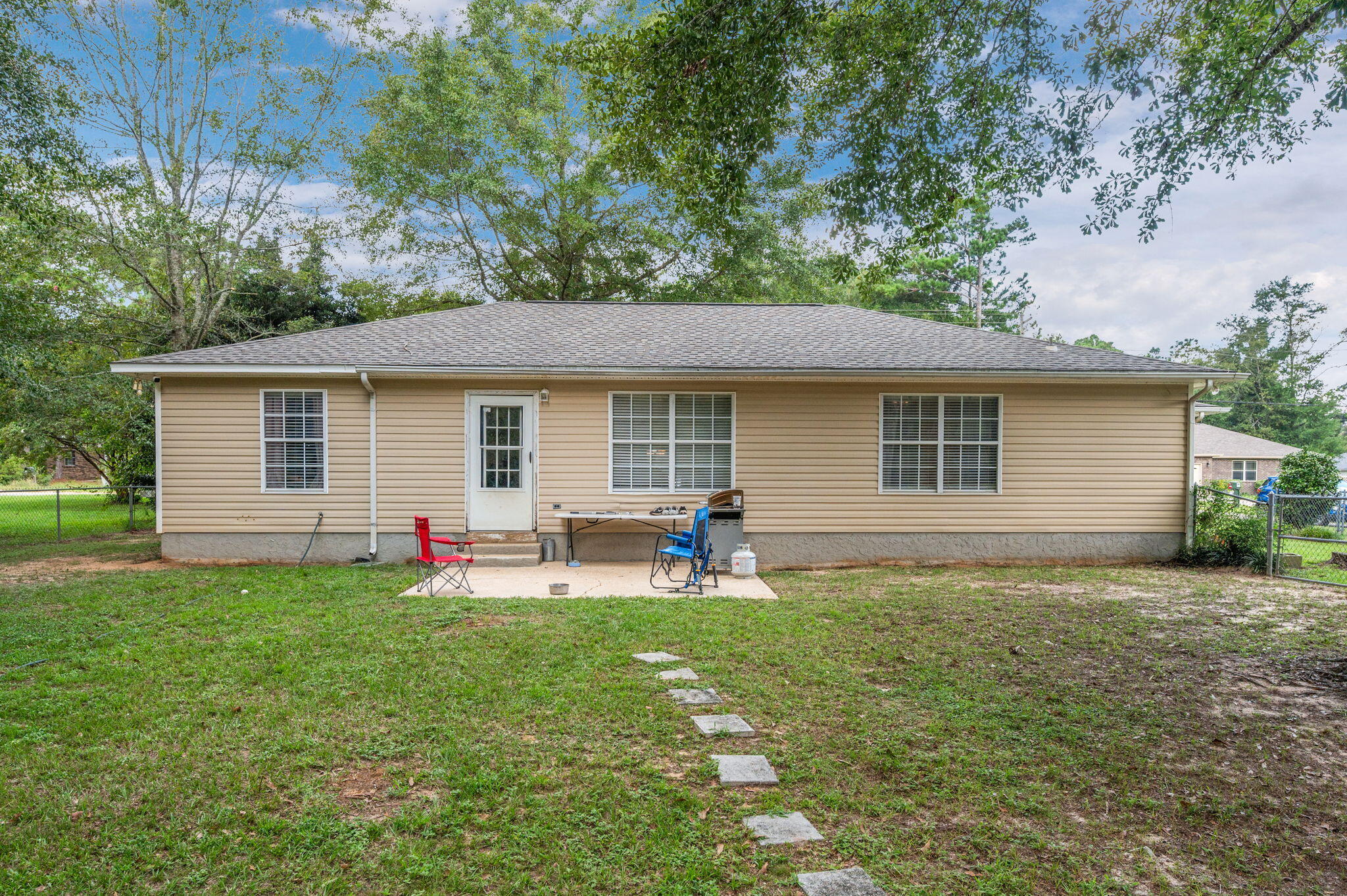 AUBURN ESTATES - Residential