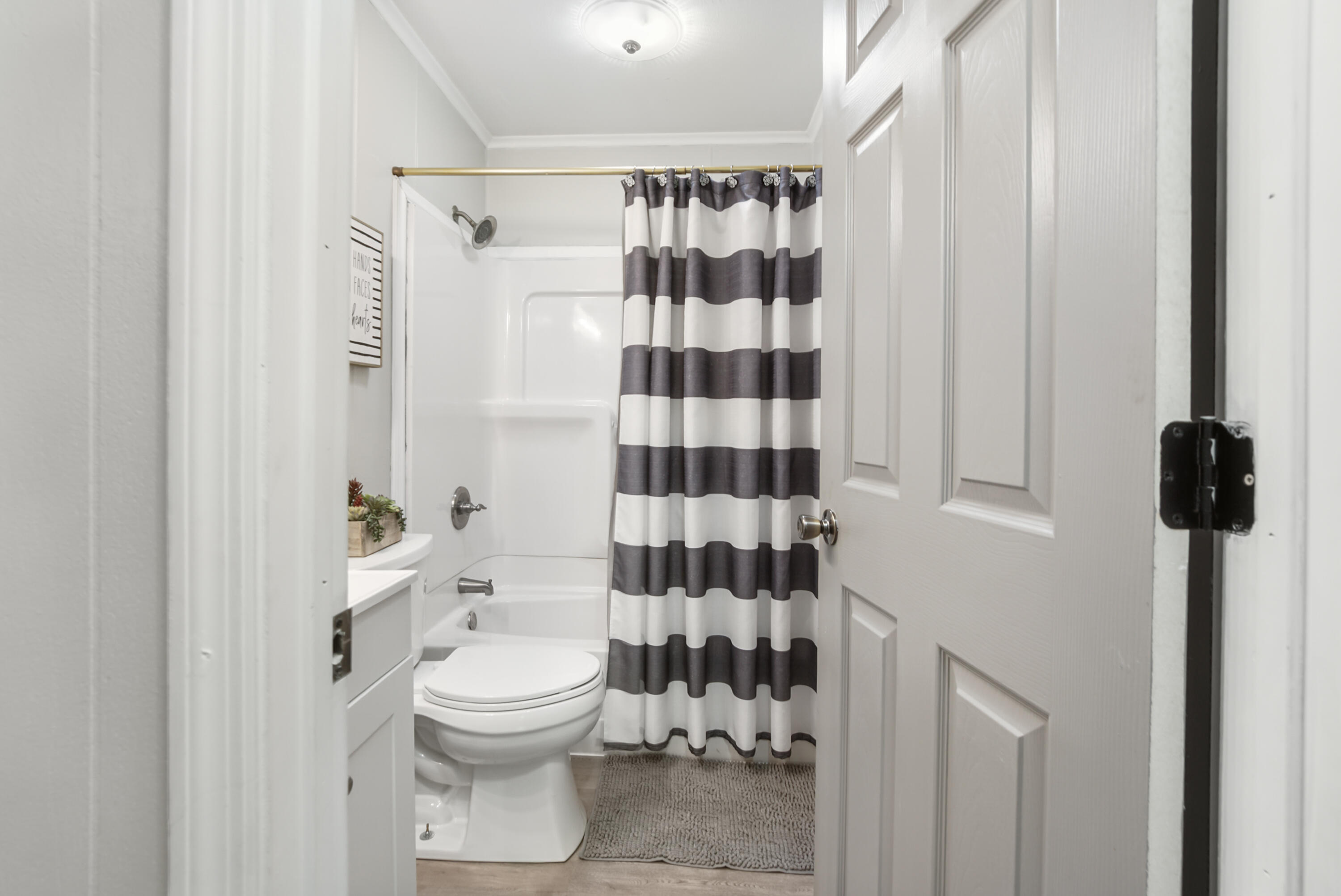 LAKEVIEW HEIGHTS - Residential