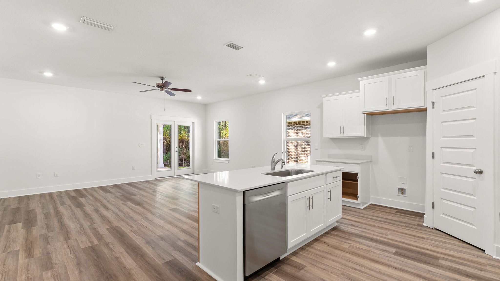 Holley Grove at Peach Creek - Residential
