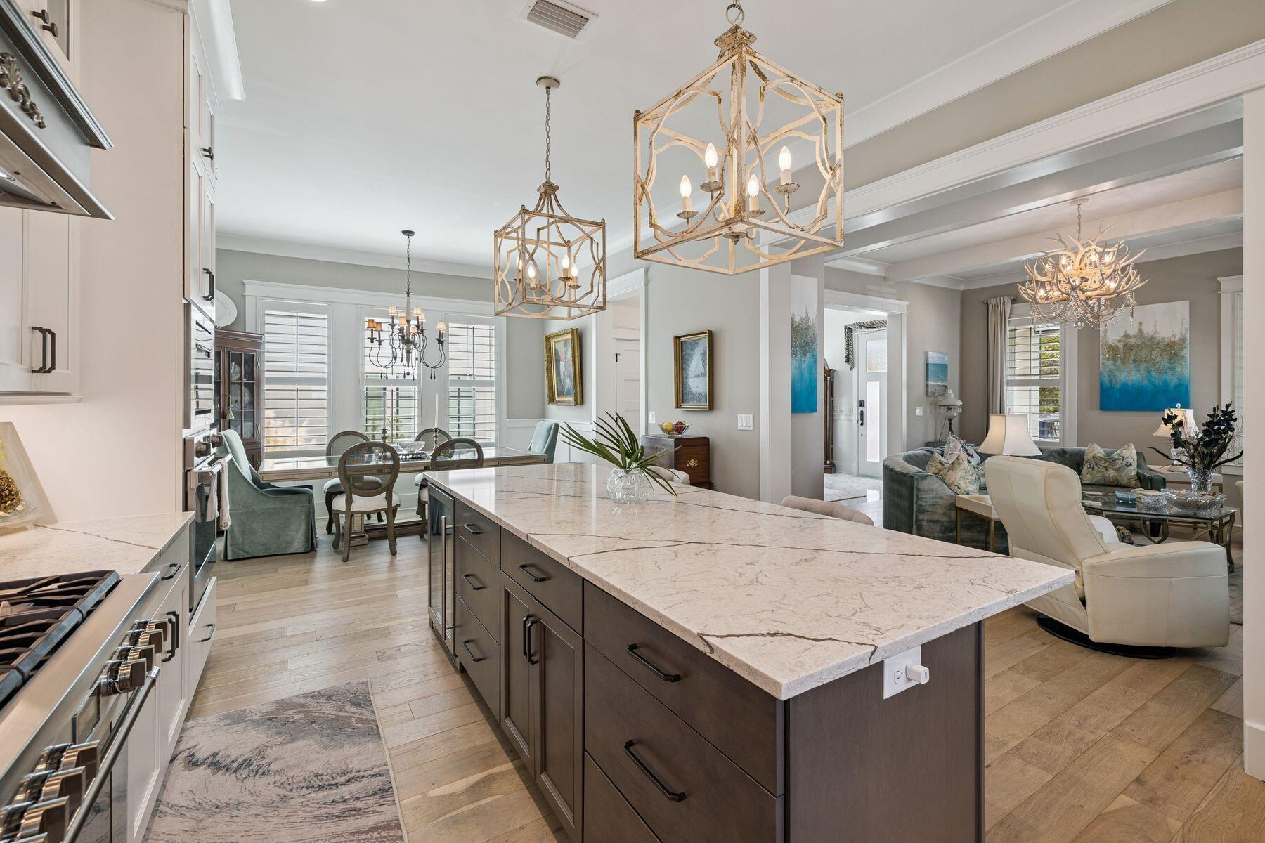VILLAGE OF WHITE CLIFFS THE - Residential