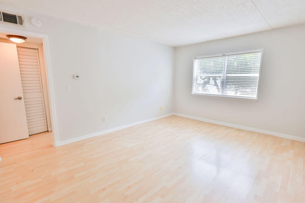 CEDARS CONDO - Residential