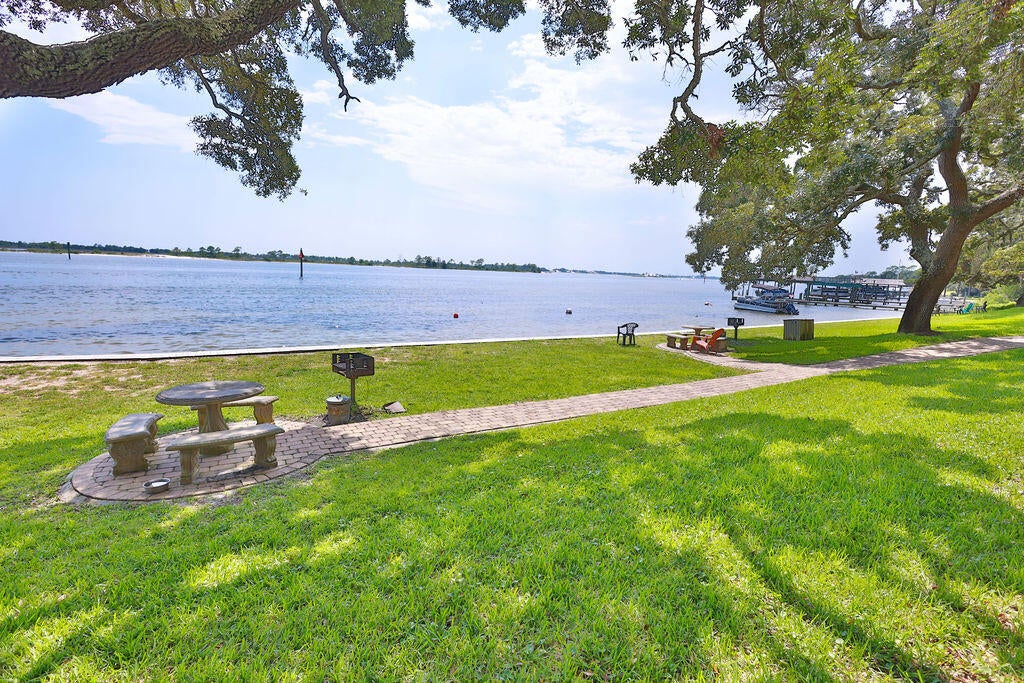 CEDARS CONDO - Residential