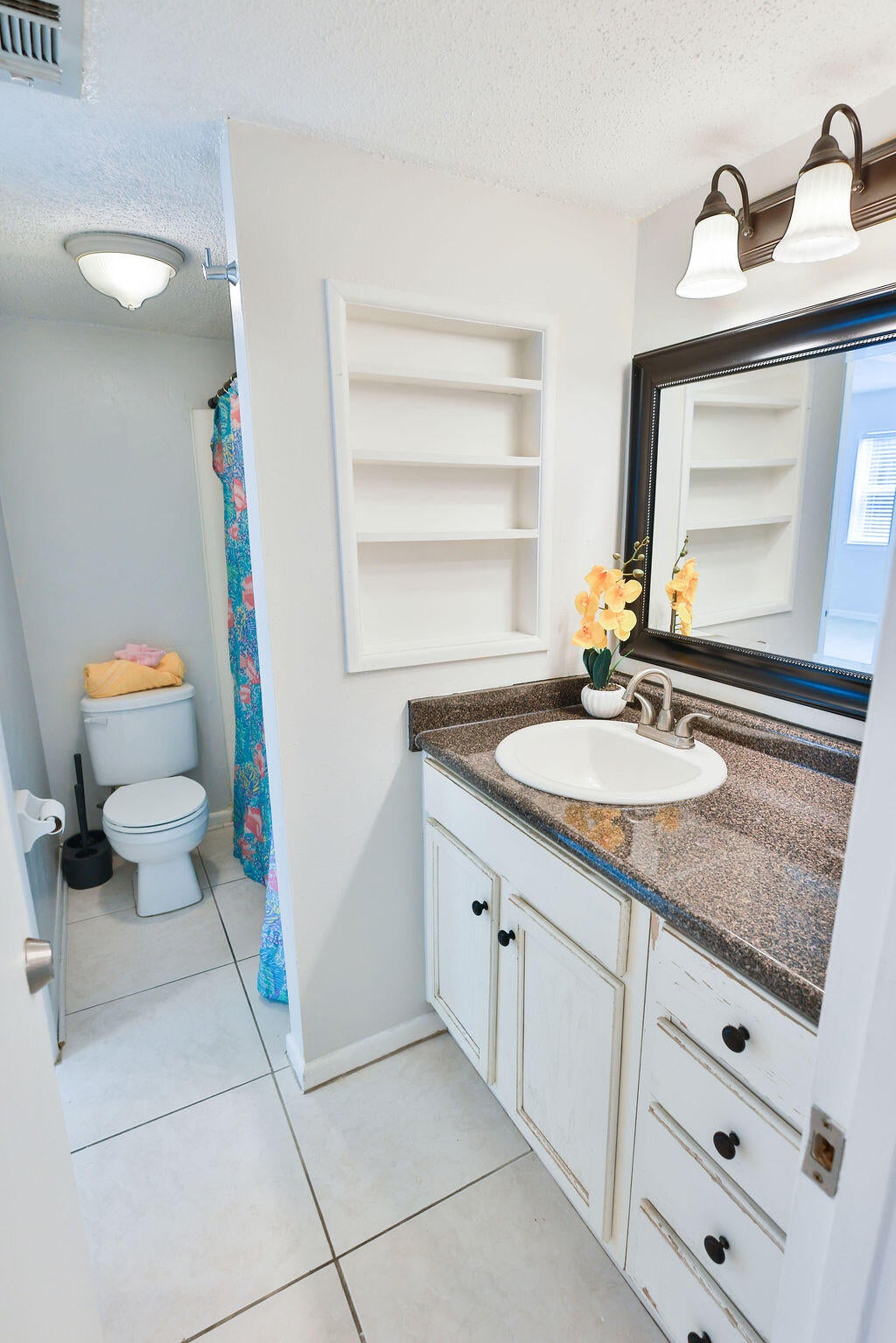 CEDARS CONDO - Residential