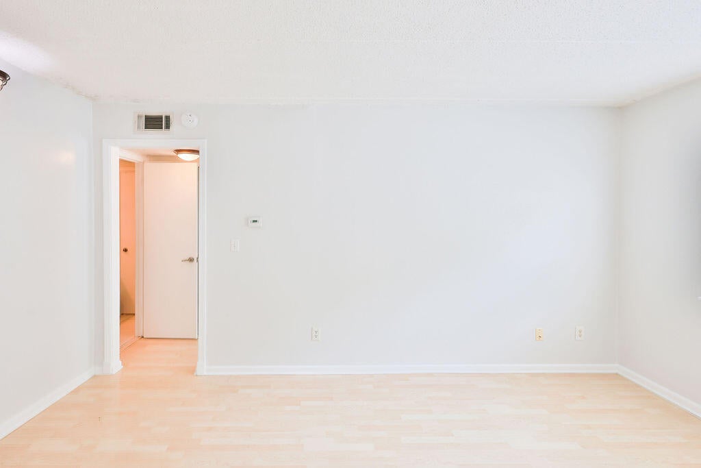 CEDARS CONDO - Residential
