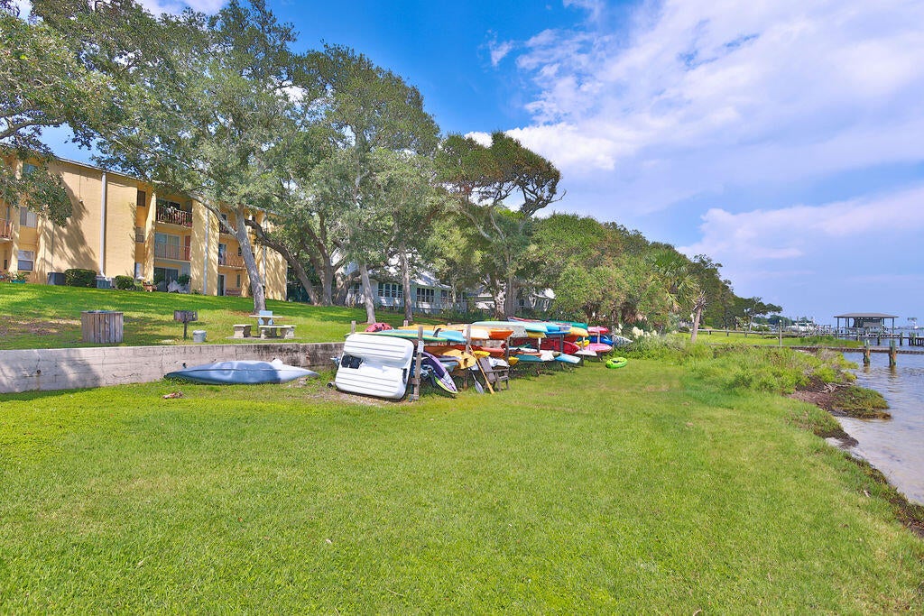 CEDARS CONDO - Residential