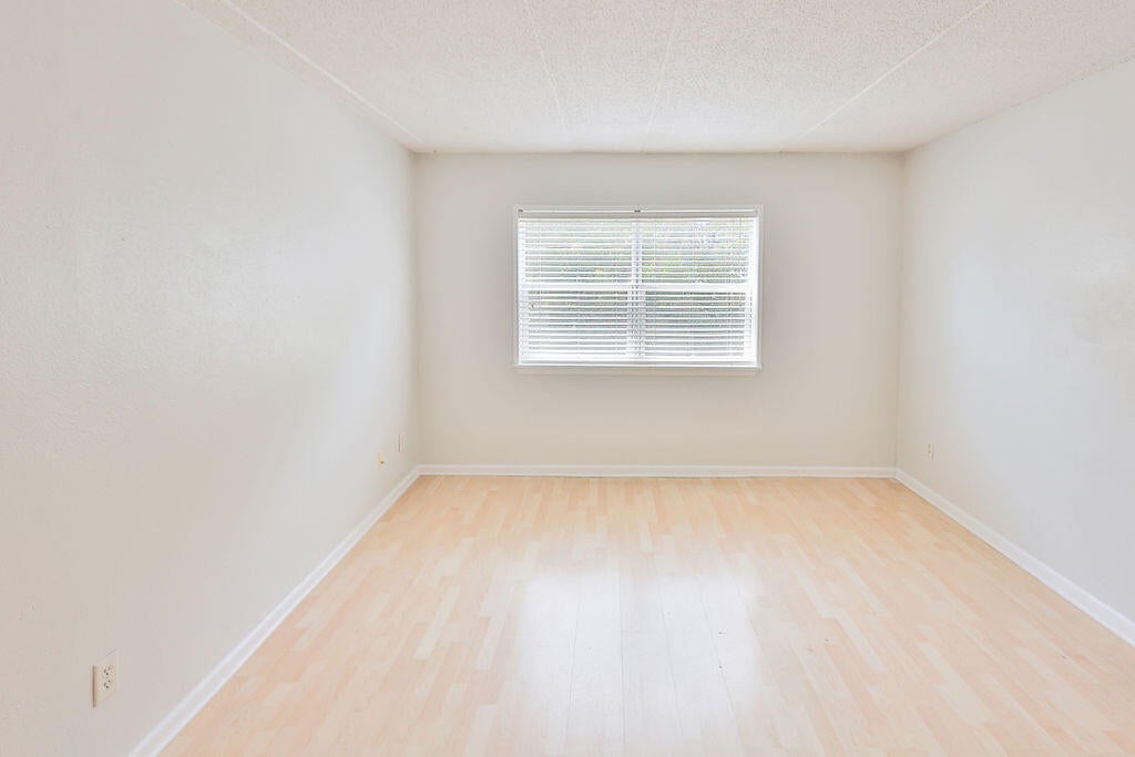 CEDARS CONDO - Residential