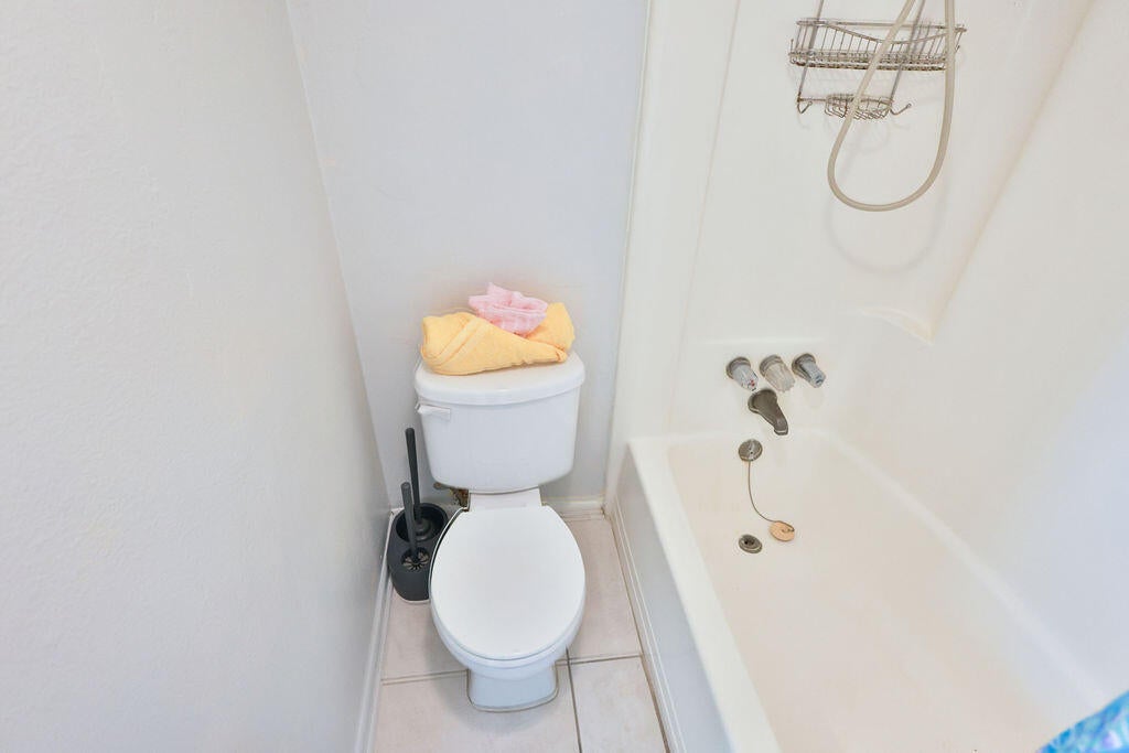 CEDARS CONDO - Residential