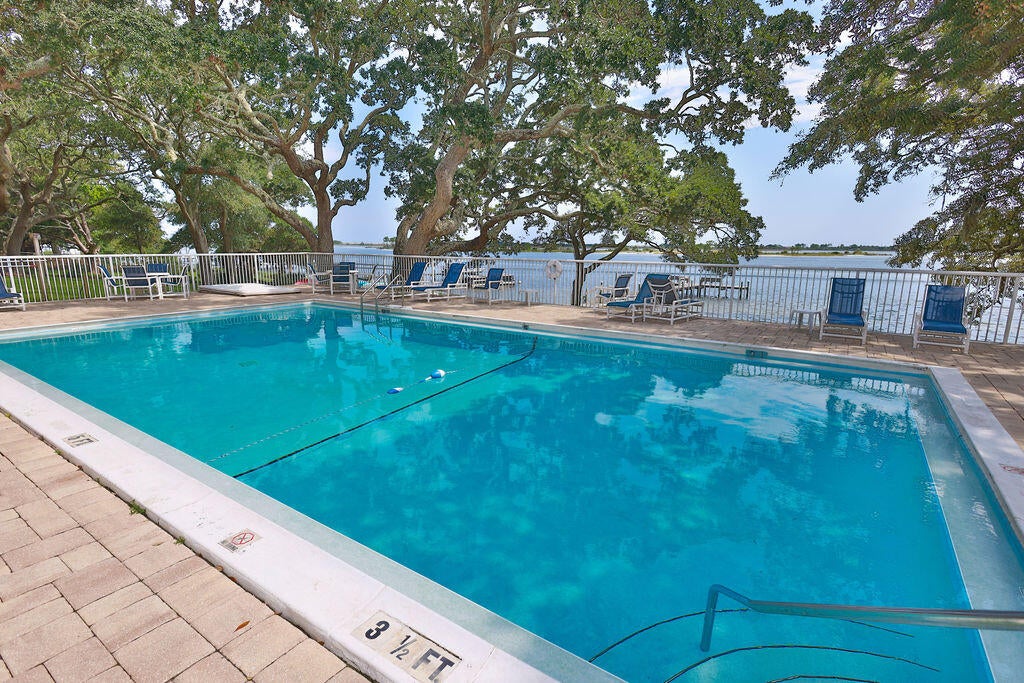 CEDARS CONDO - Residential