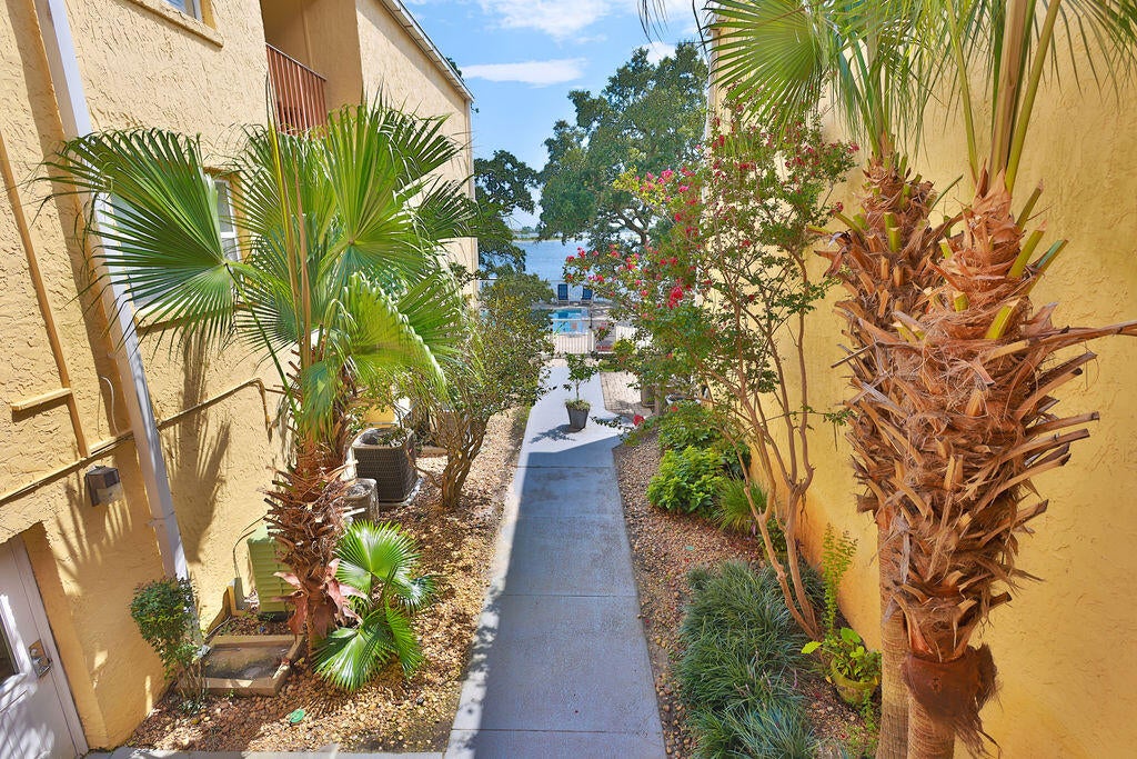 CEDARS CONDO - Residential