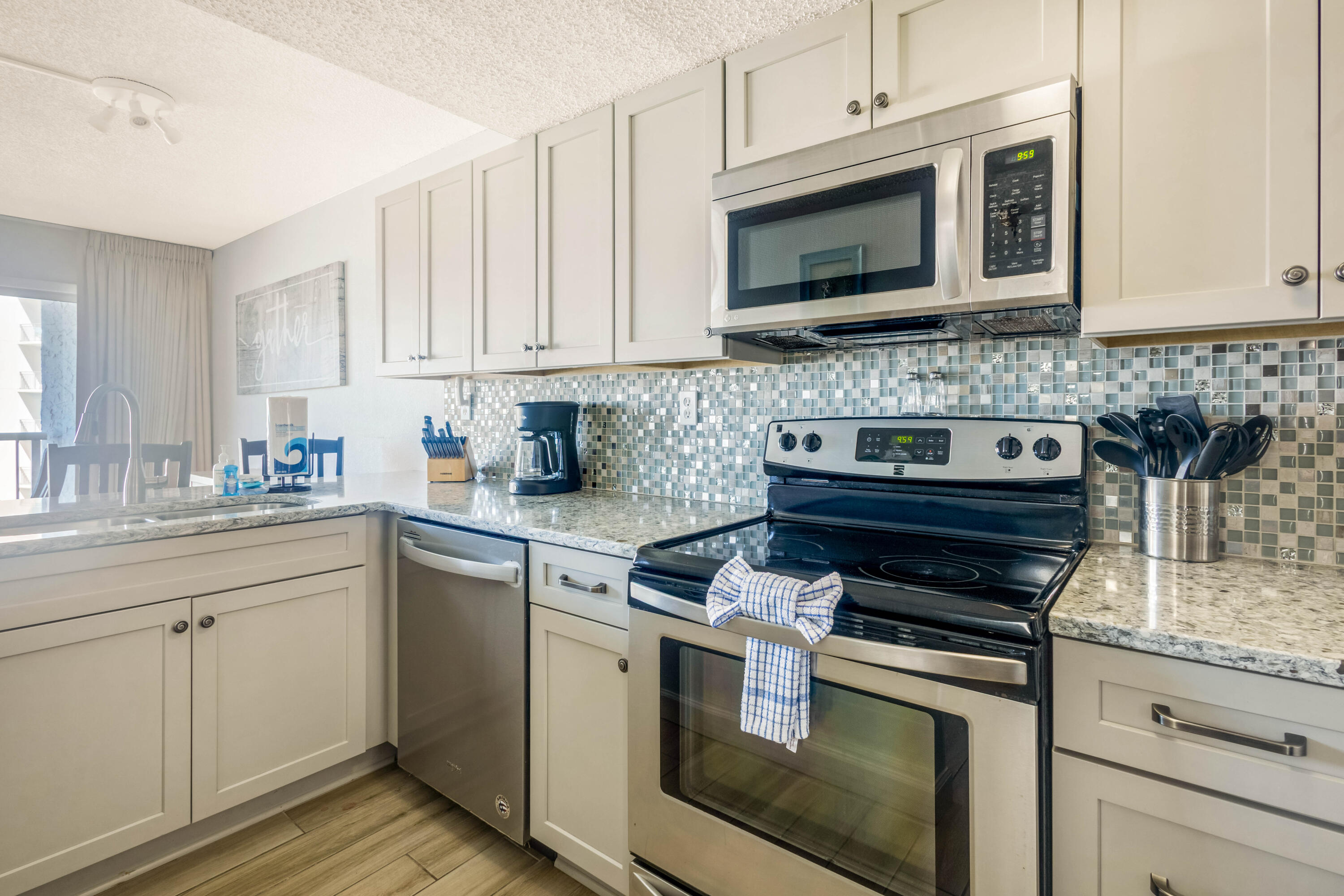ISLANDER BEACH RESORT CONDO - Residential