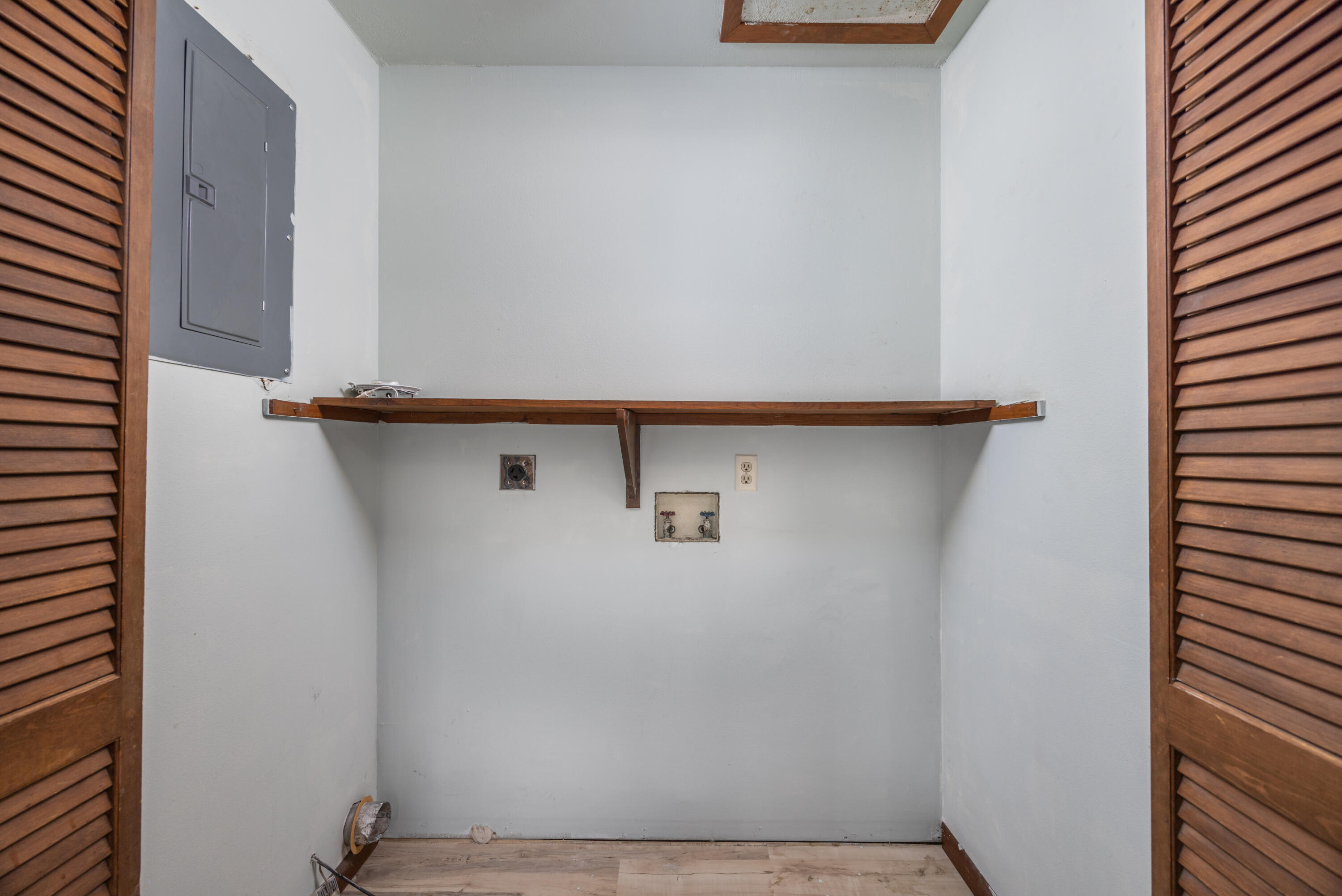 LAKE JUNIPER ESTATES UNIT 3 - Residential