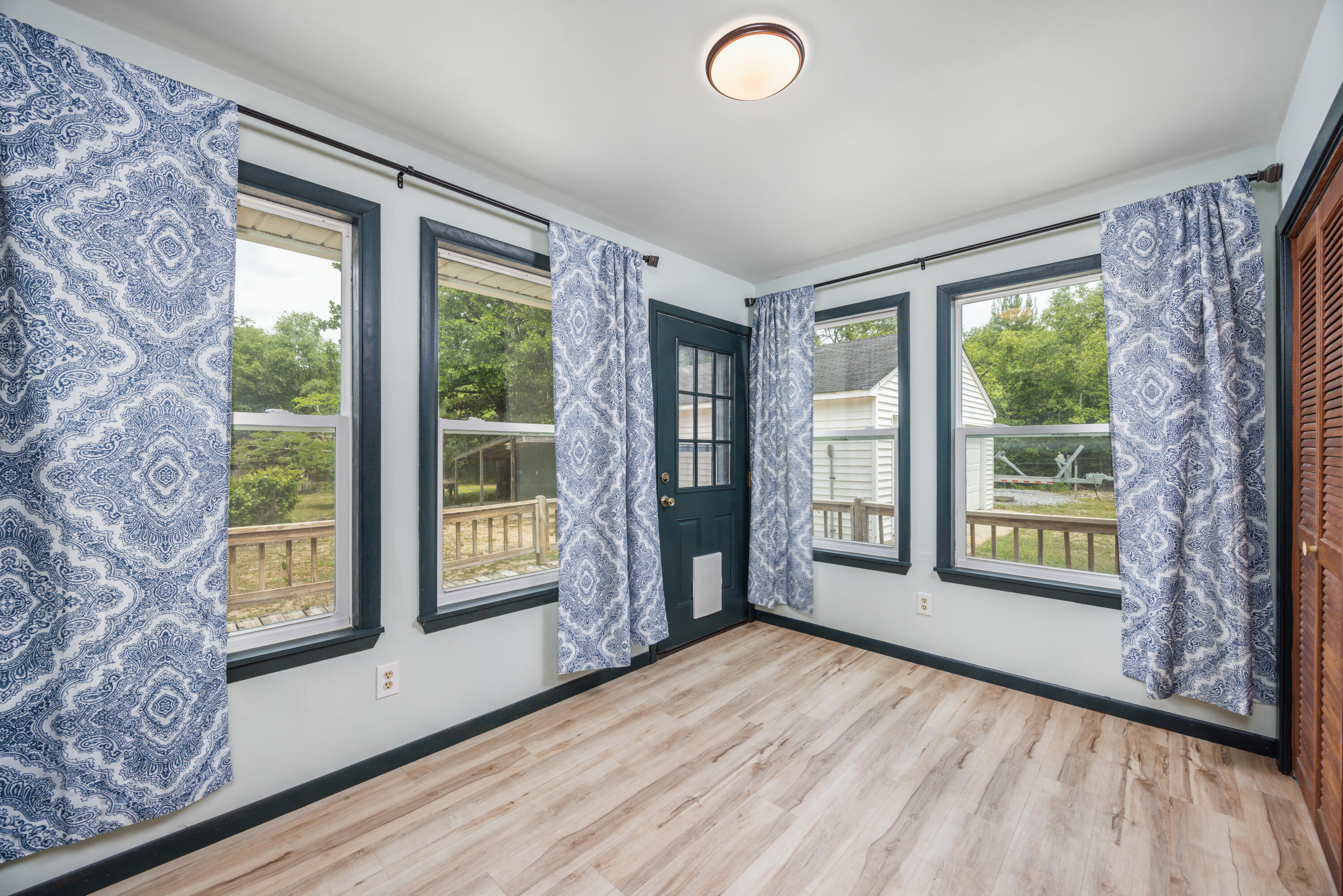 LAKE JUNIPER ESTATES UNIT 3 - Residential