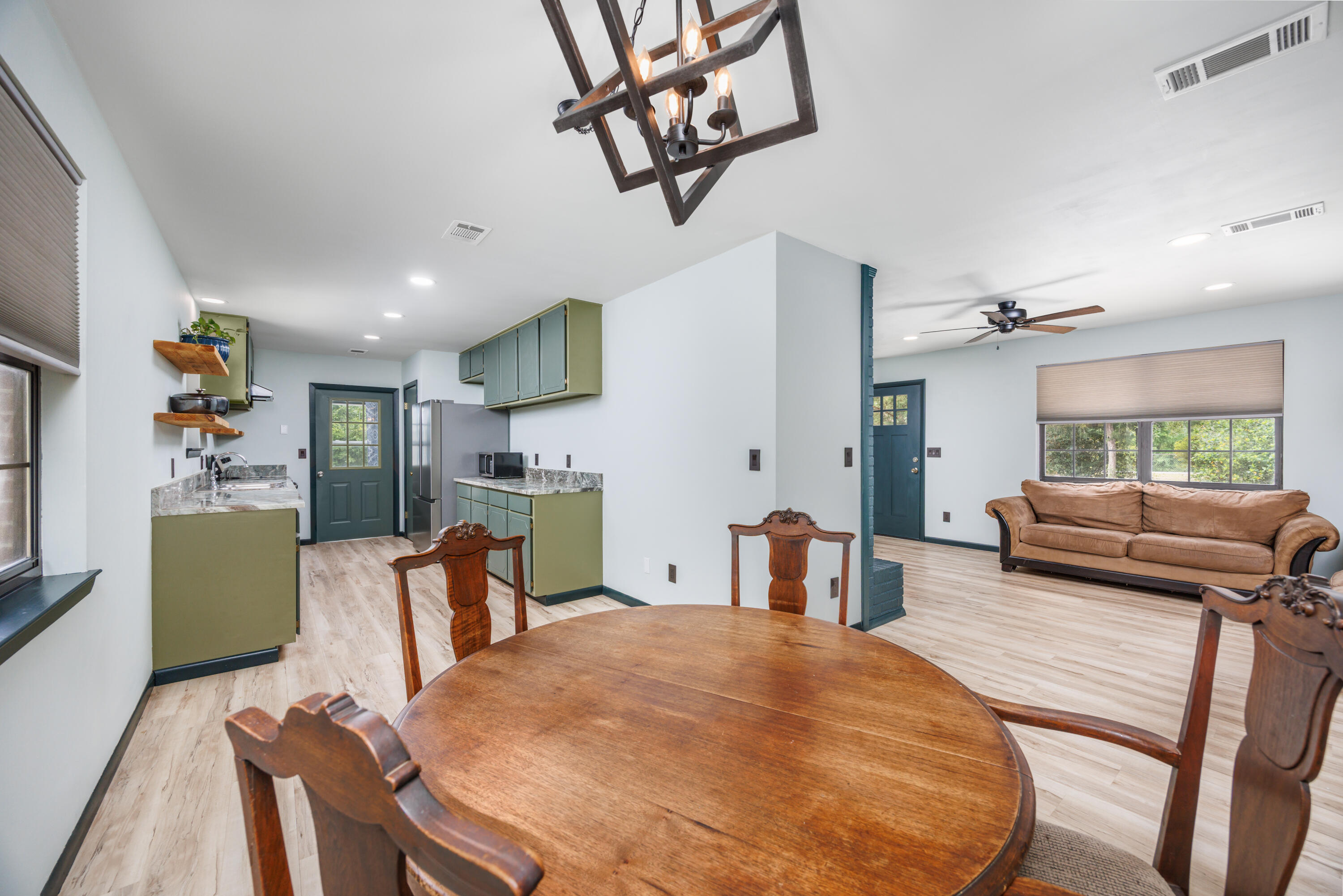 LAKE JUNIPER ESTATES UNIT 3 - Residential
