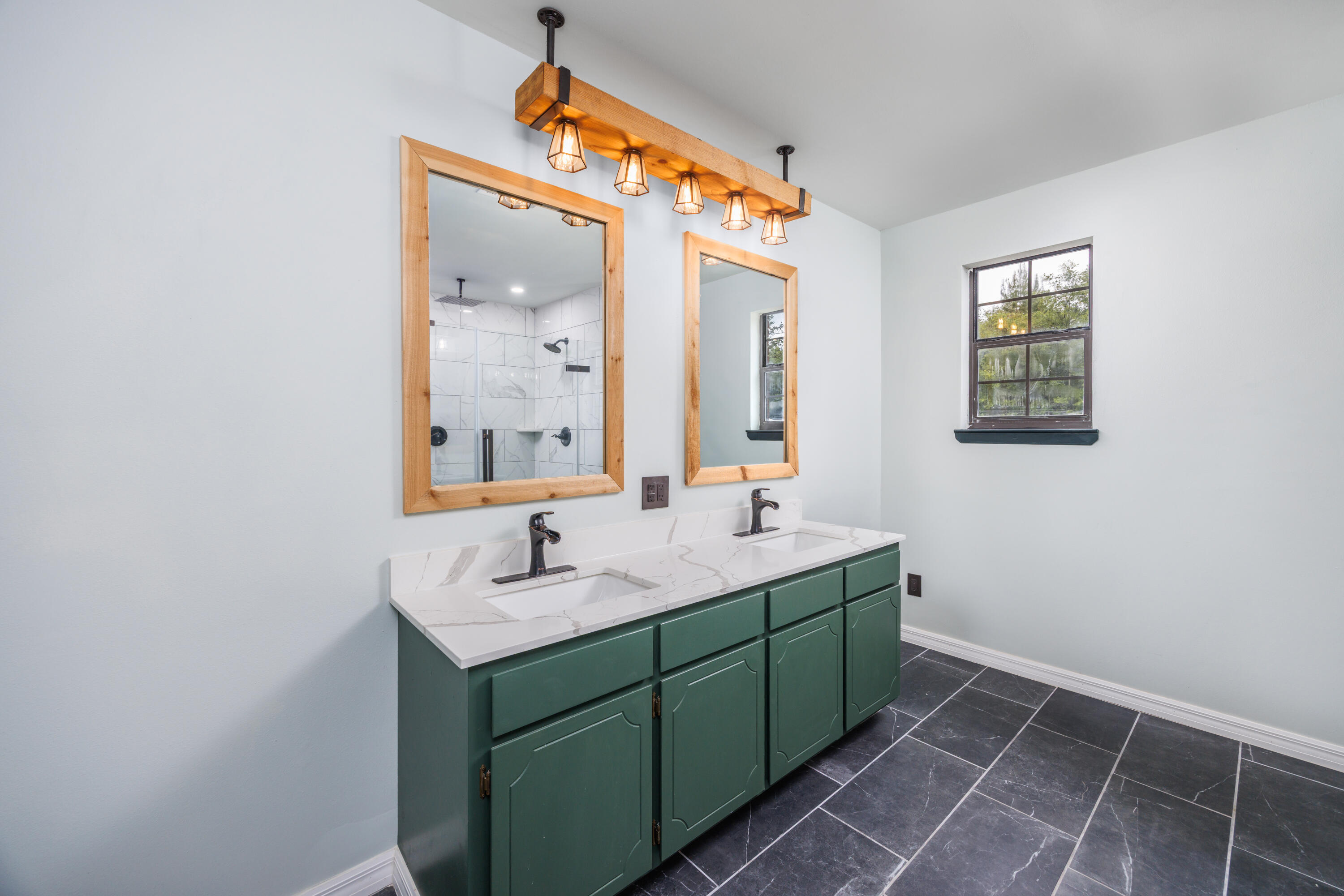 LAKE JUNIPER ESTATES UNIT 3 - Residential