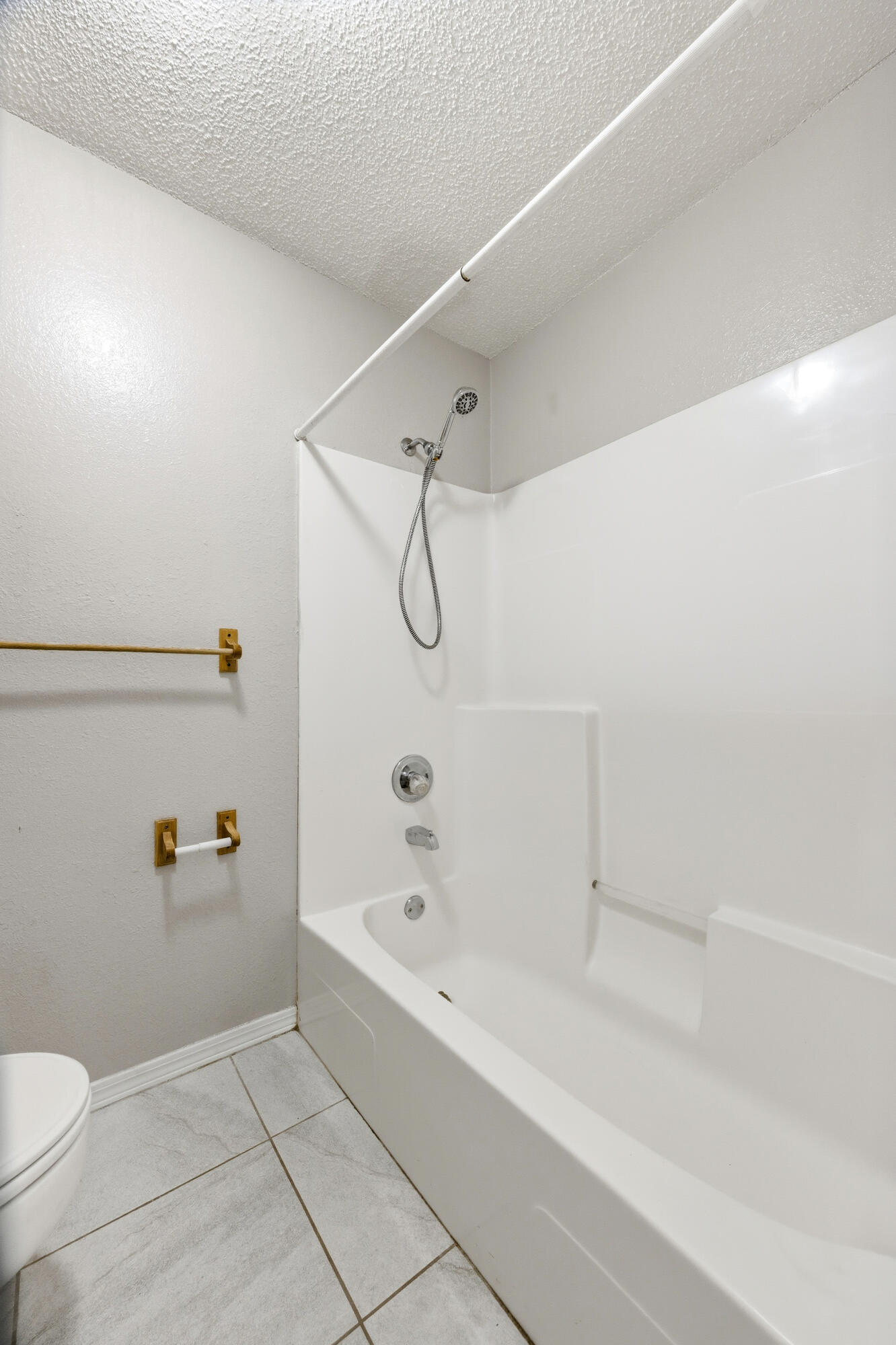 VALLEY T/H - Residential Lease