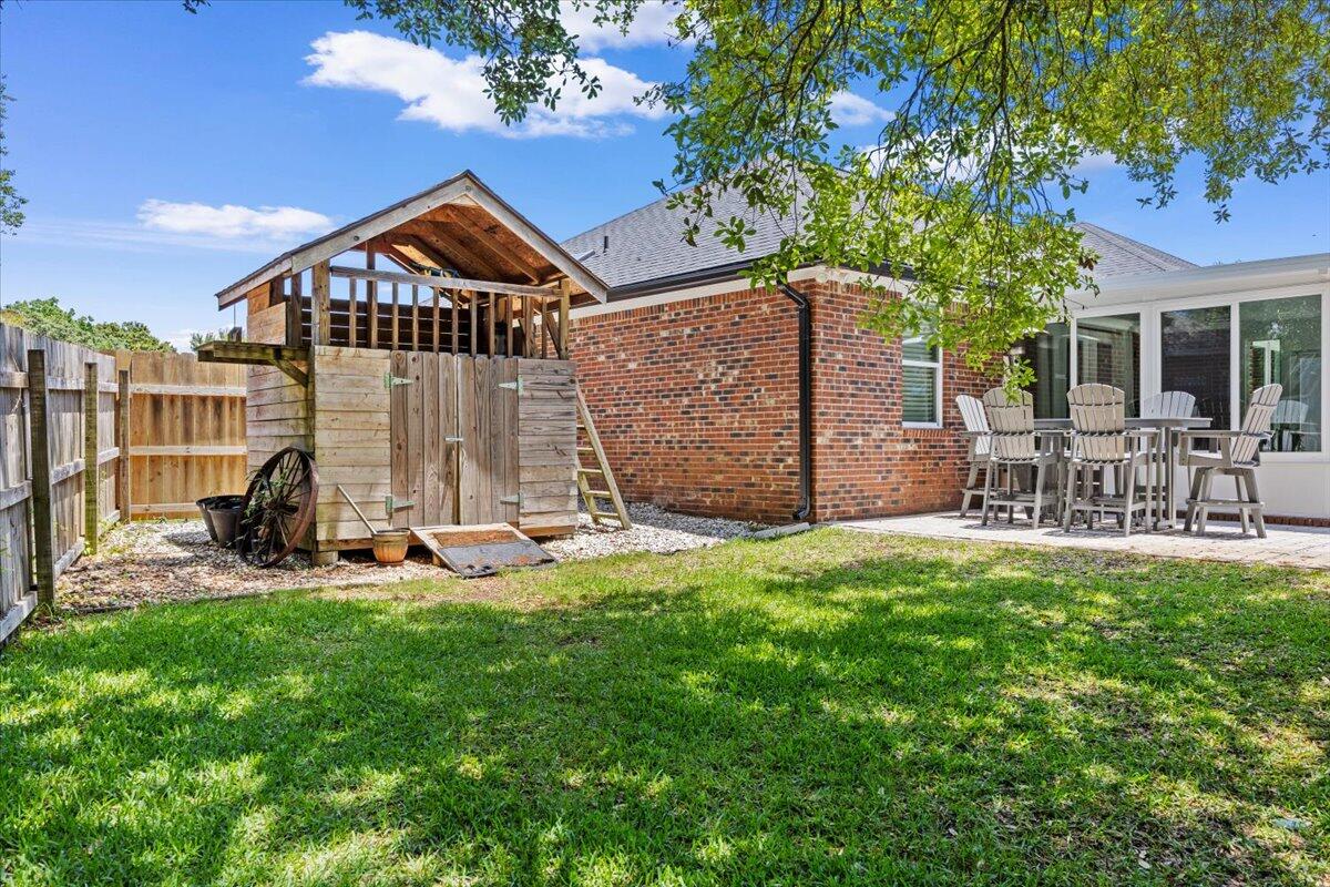 CASTELAR - Residential