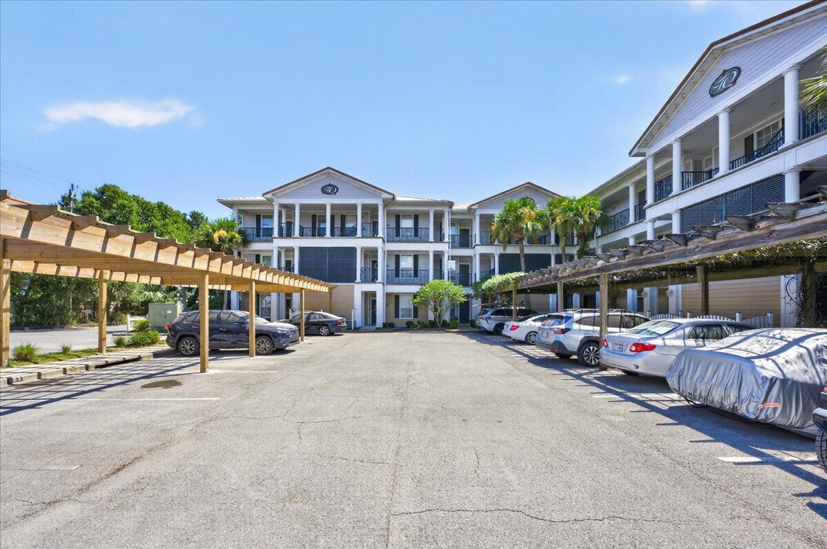 FRENCH QUARTERS - Residential