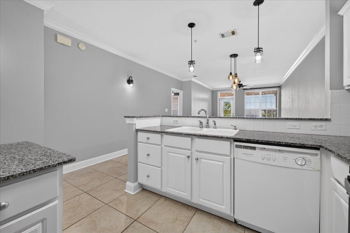 FRENCH QUARTERS - Residential