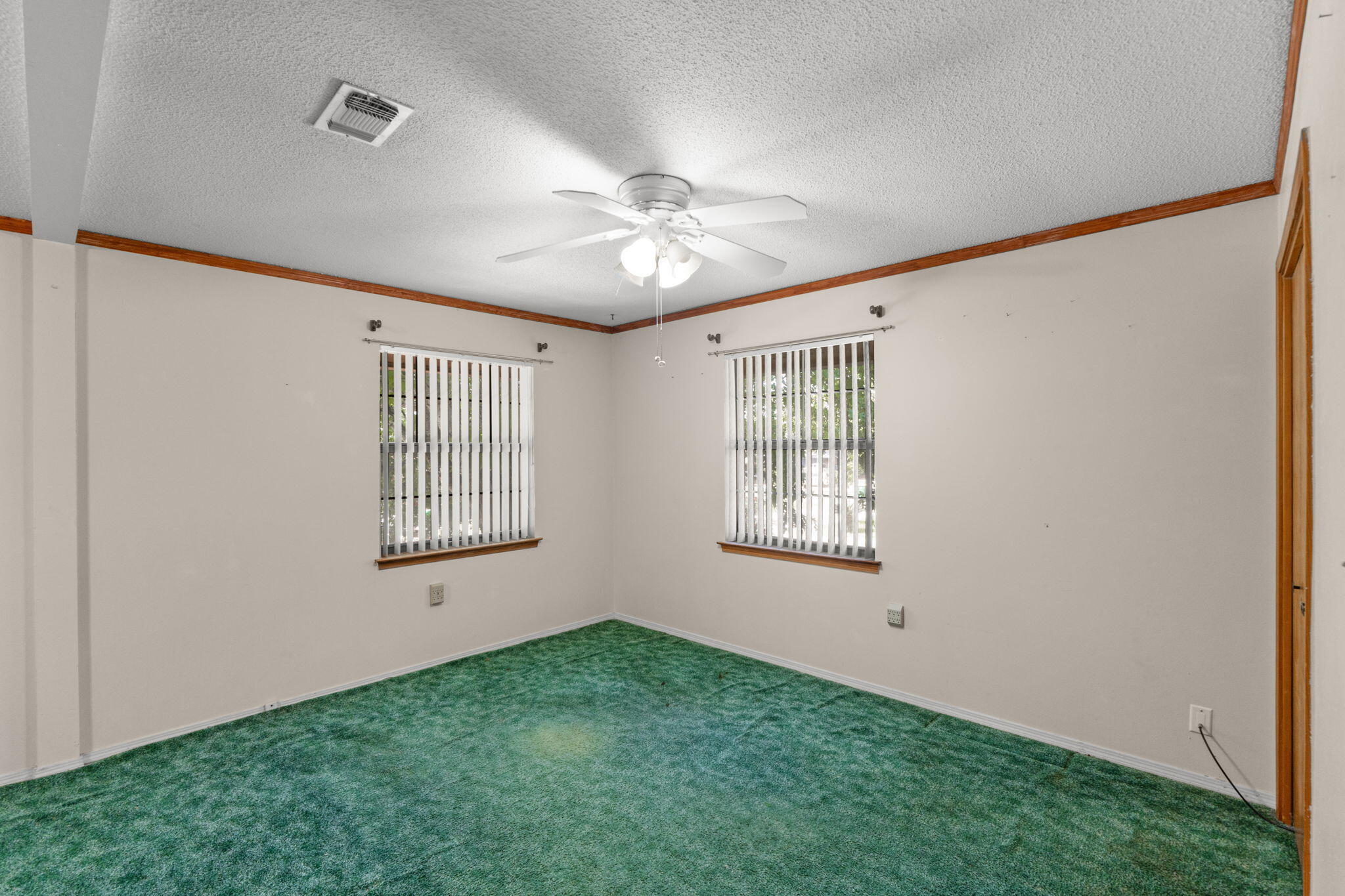 James Est - Residential