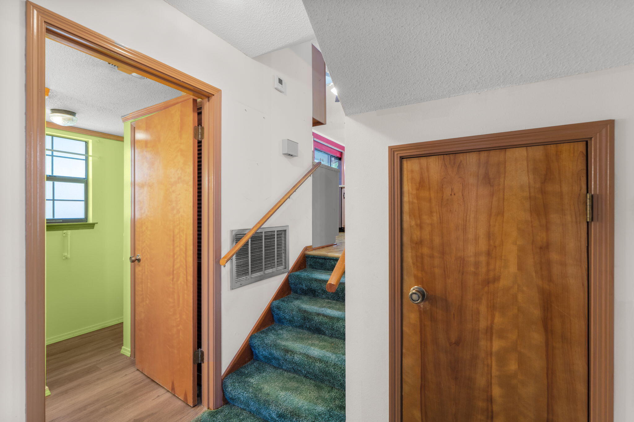 James Est - Residential