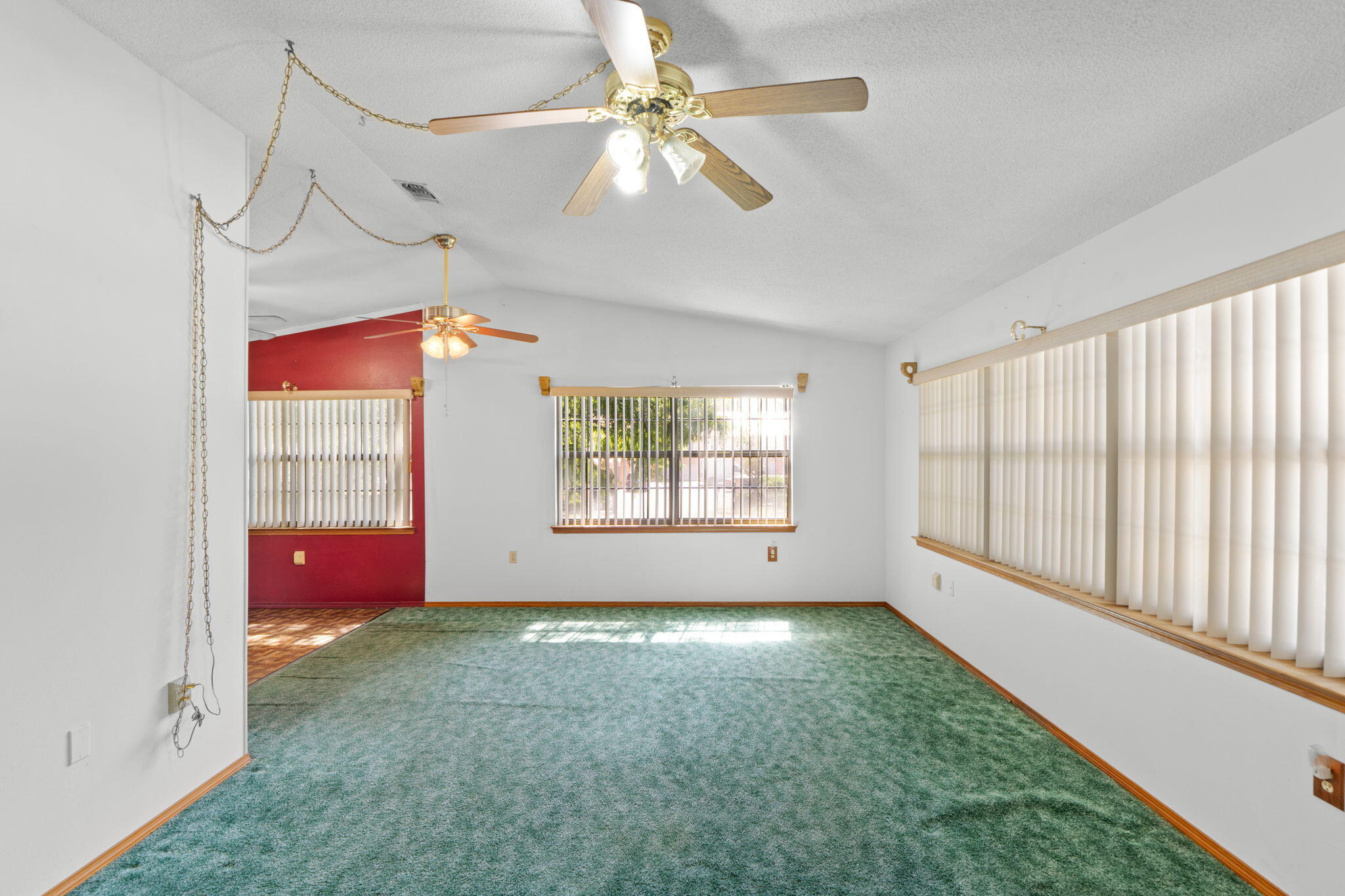 James Est - Residential