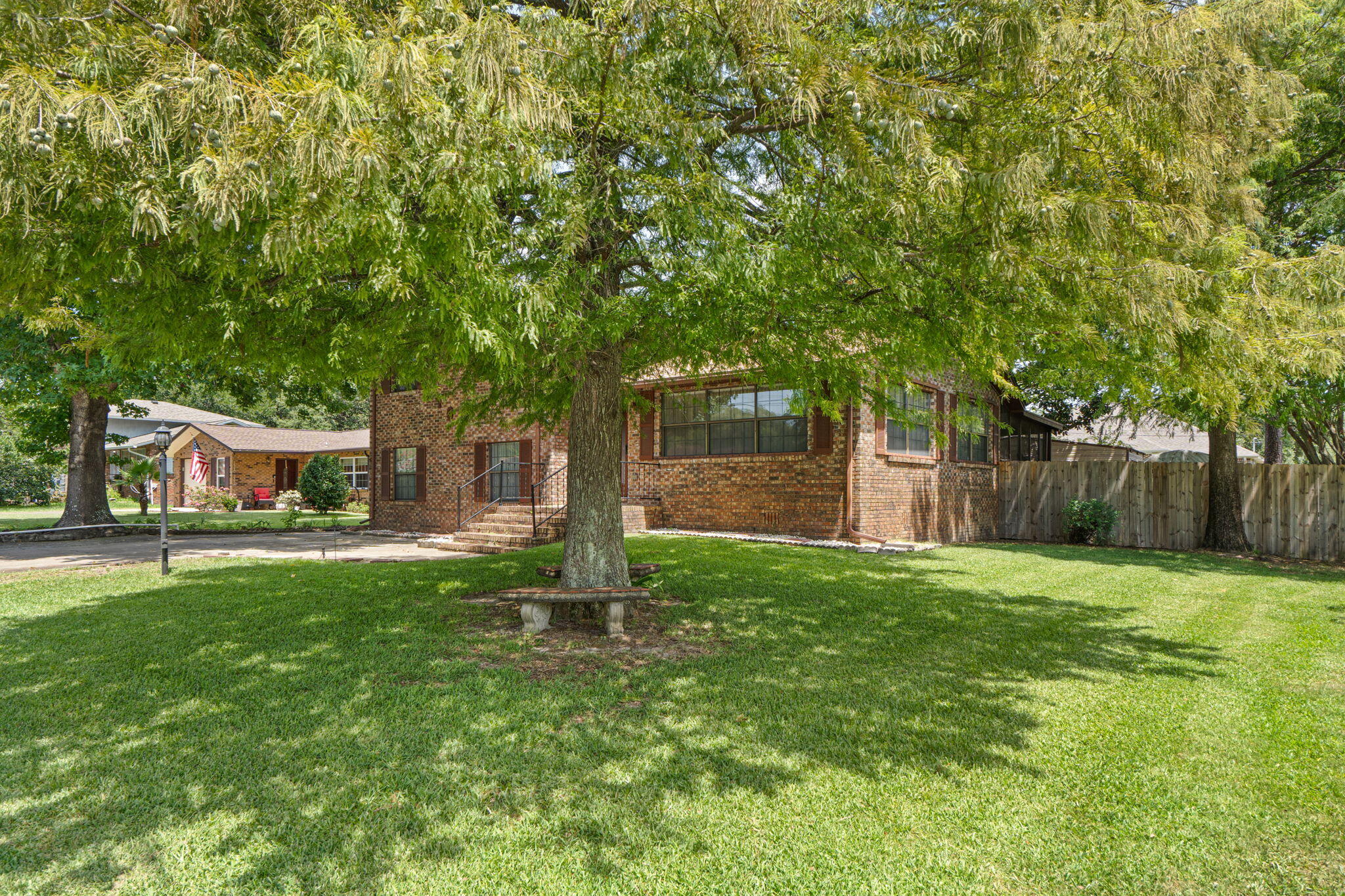 James Est - Residential