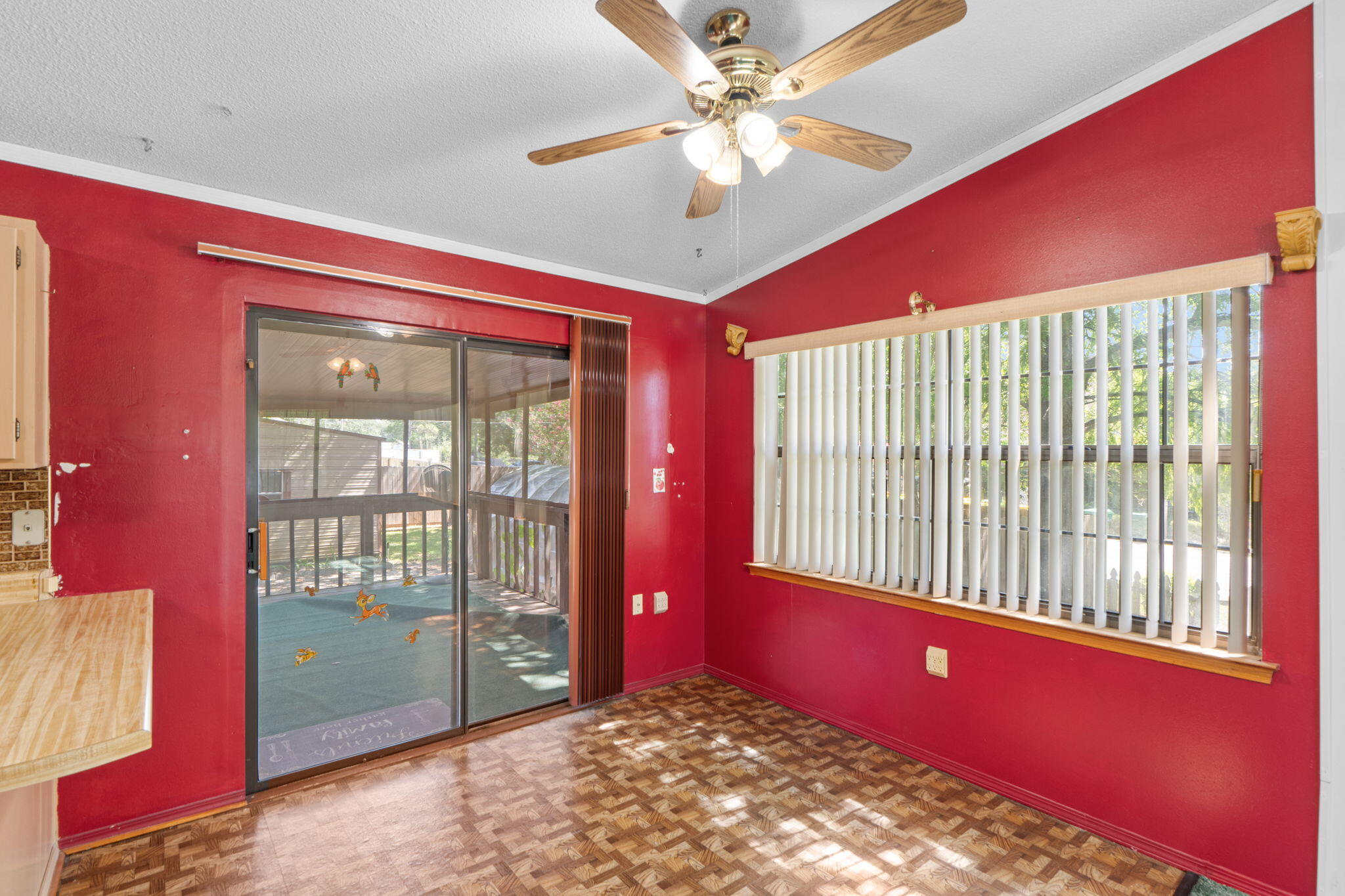 James Est - Residential