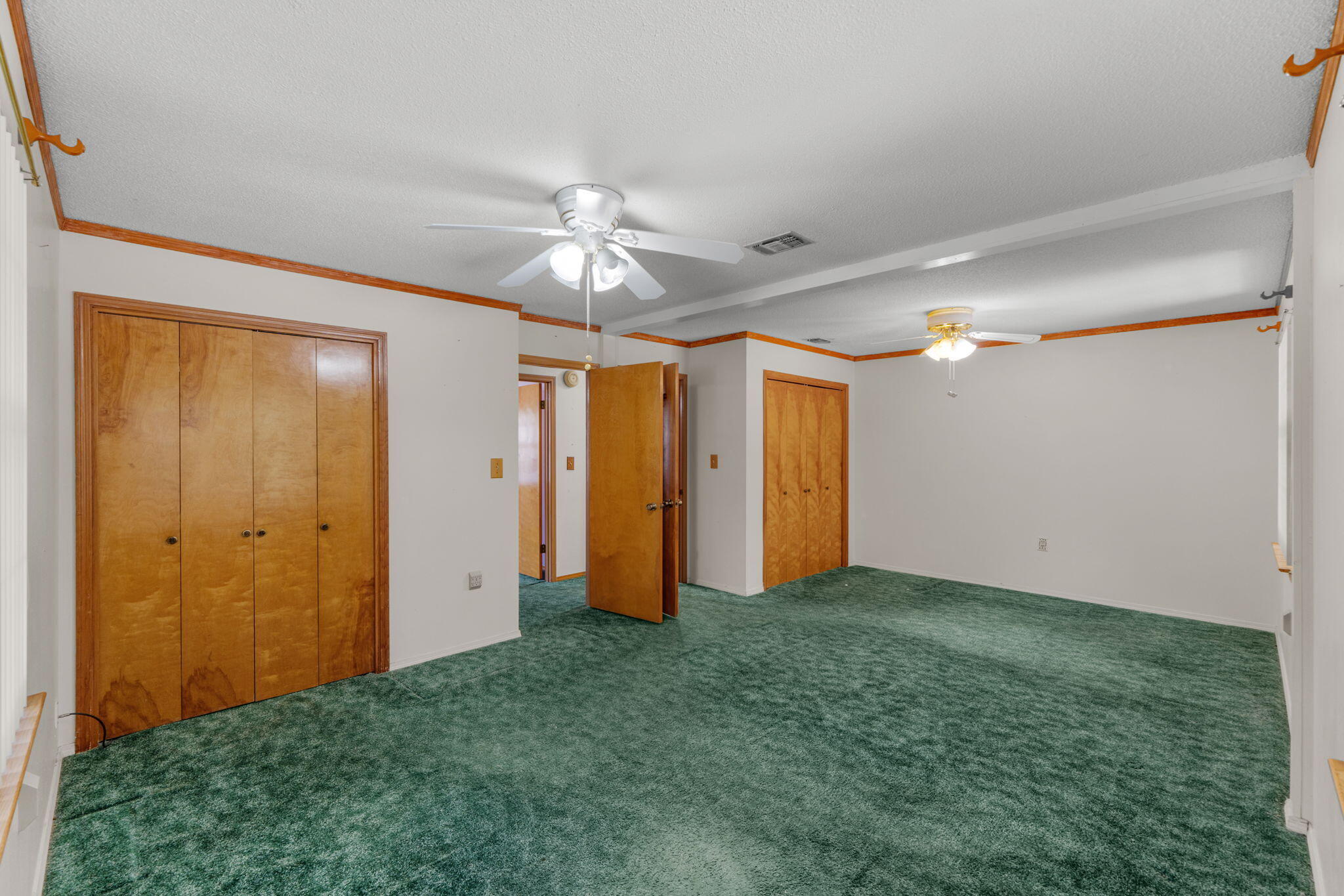 James Est - Residential