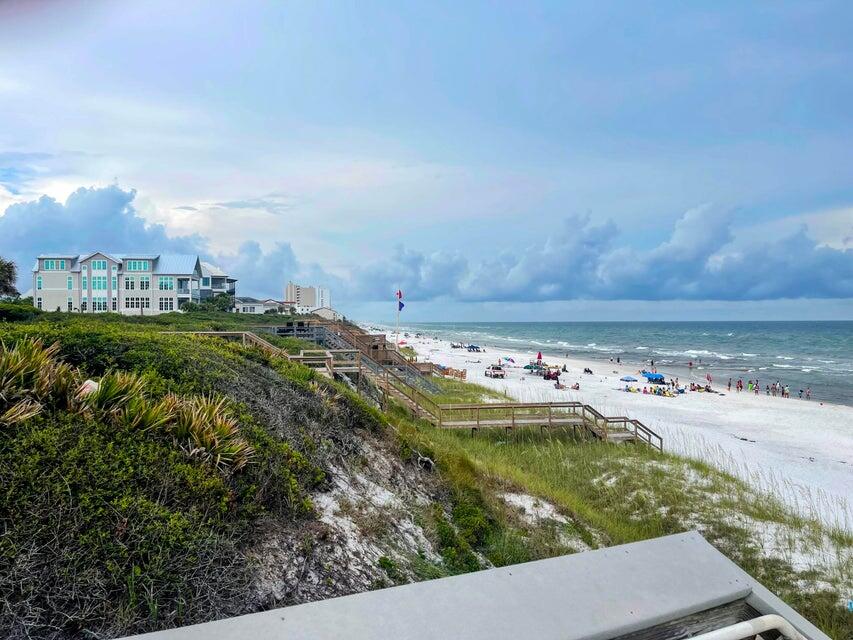 GULF SHORE MANOR - Residential