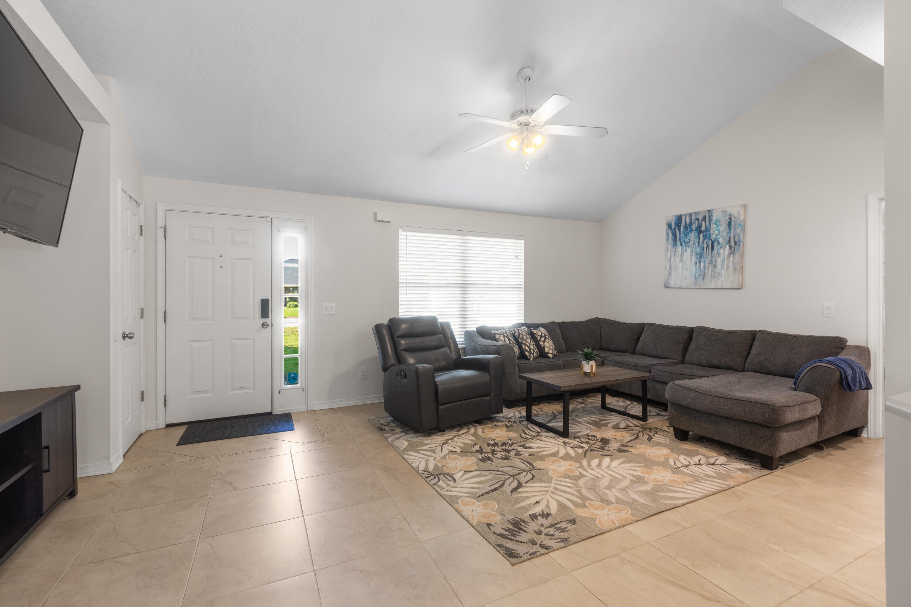 East Navarre - Residential