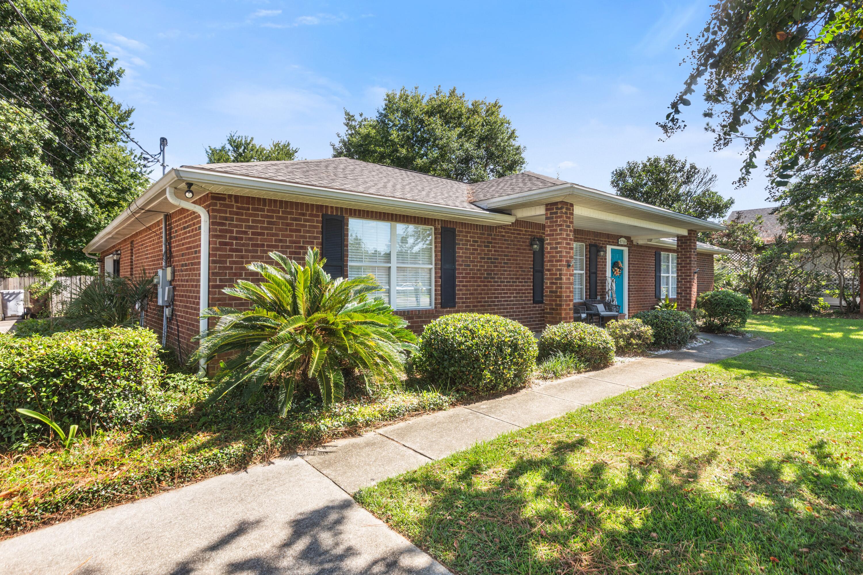 East Navarre - Residential