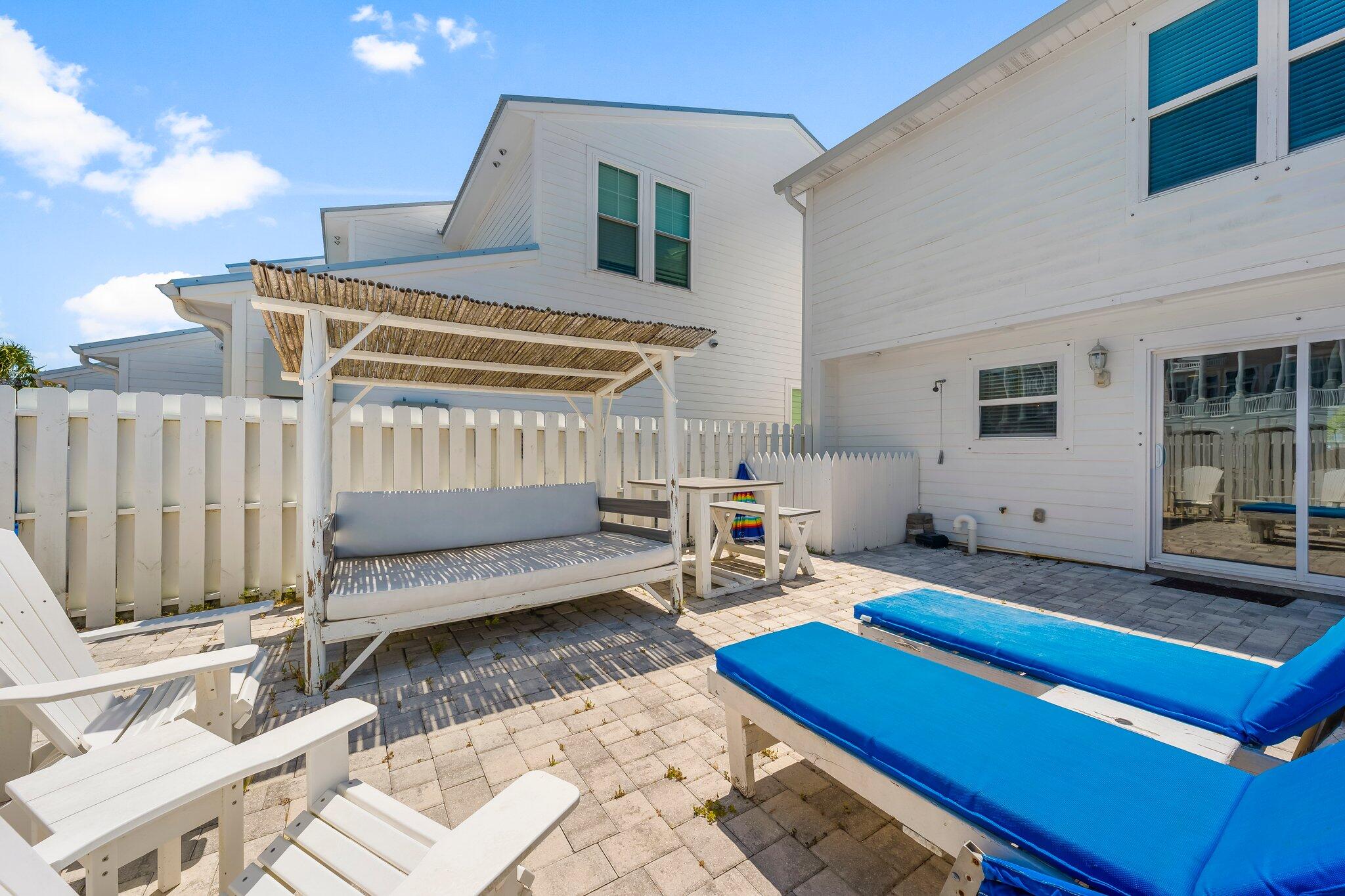 LONG BEACH 3RD ADDN - Residential