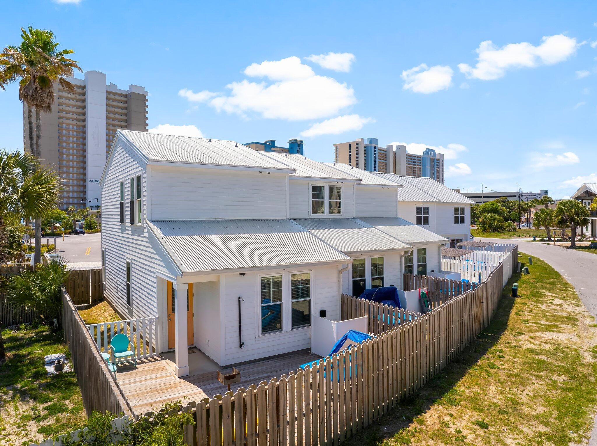LONG BEACH 3RD ADDN - Residential