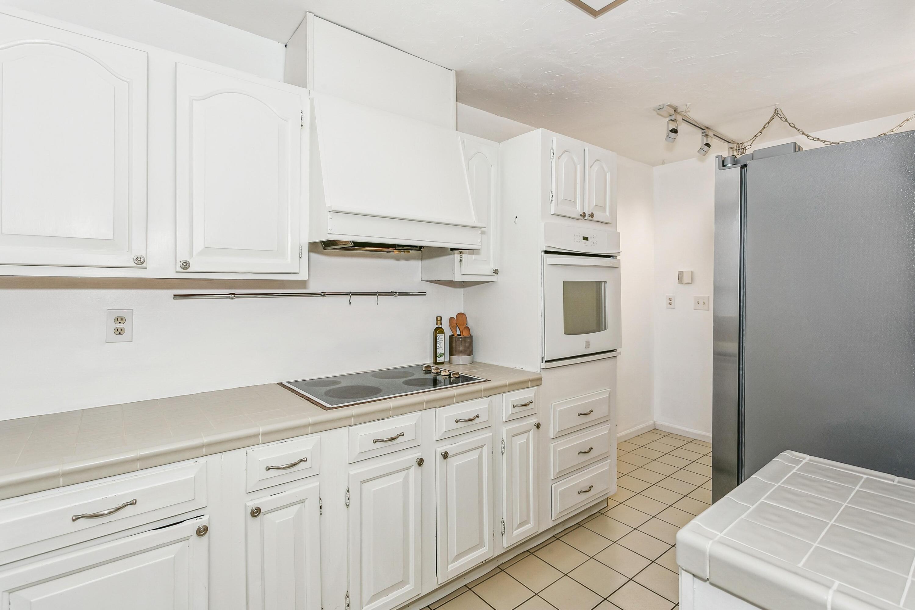 HIDDEN COVE PH 2 - Residential