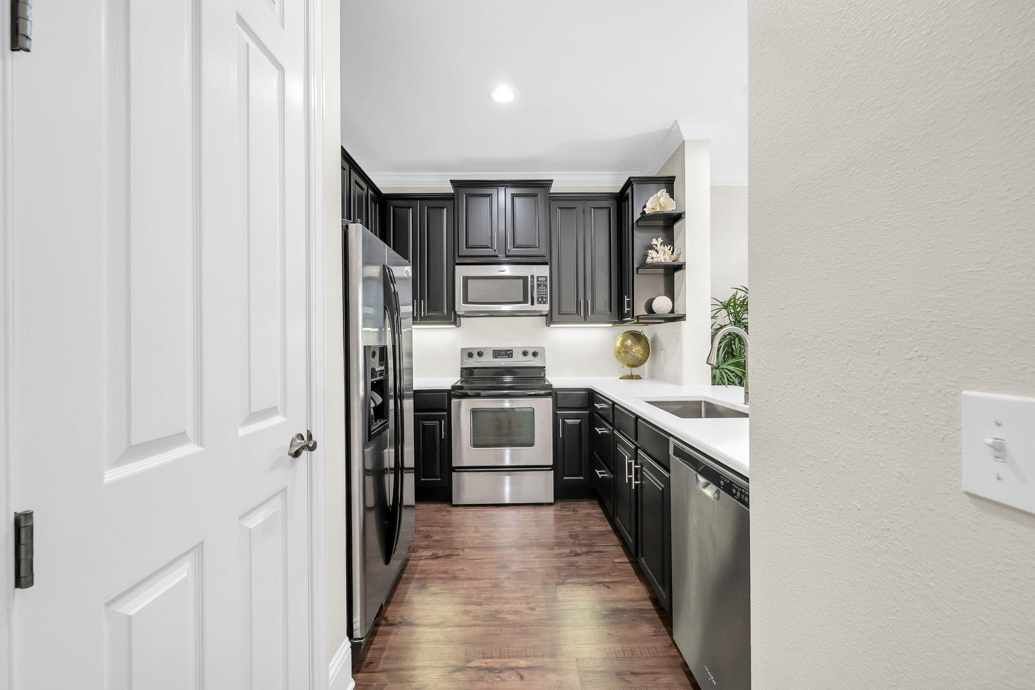 EAGLE BAY - Residential