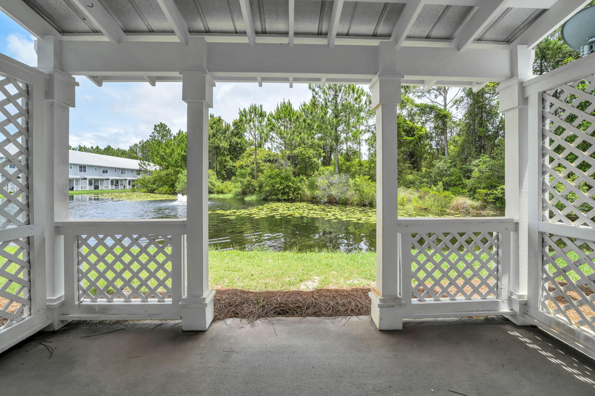 EAGLE BAY - Residential