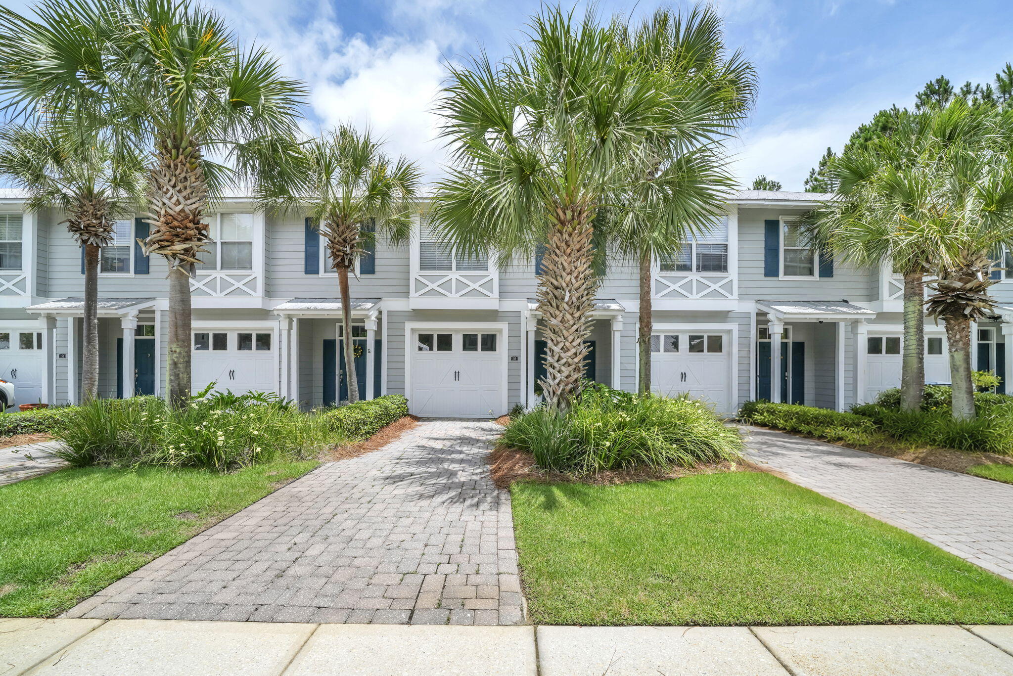 EAGLE BAY - Residential