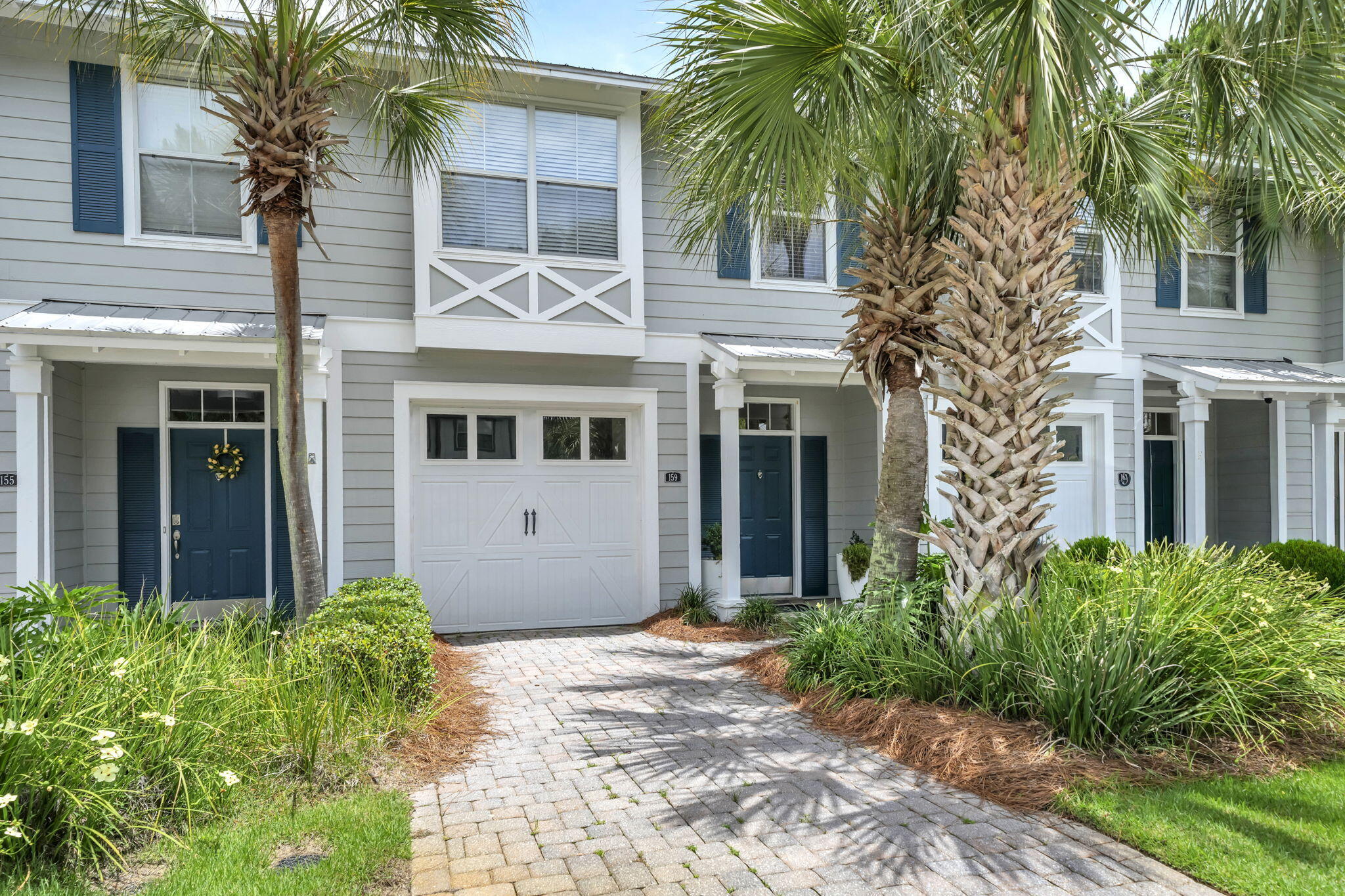EAGLE BAY - Residential