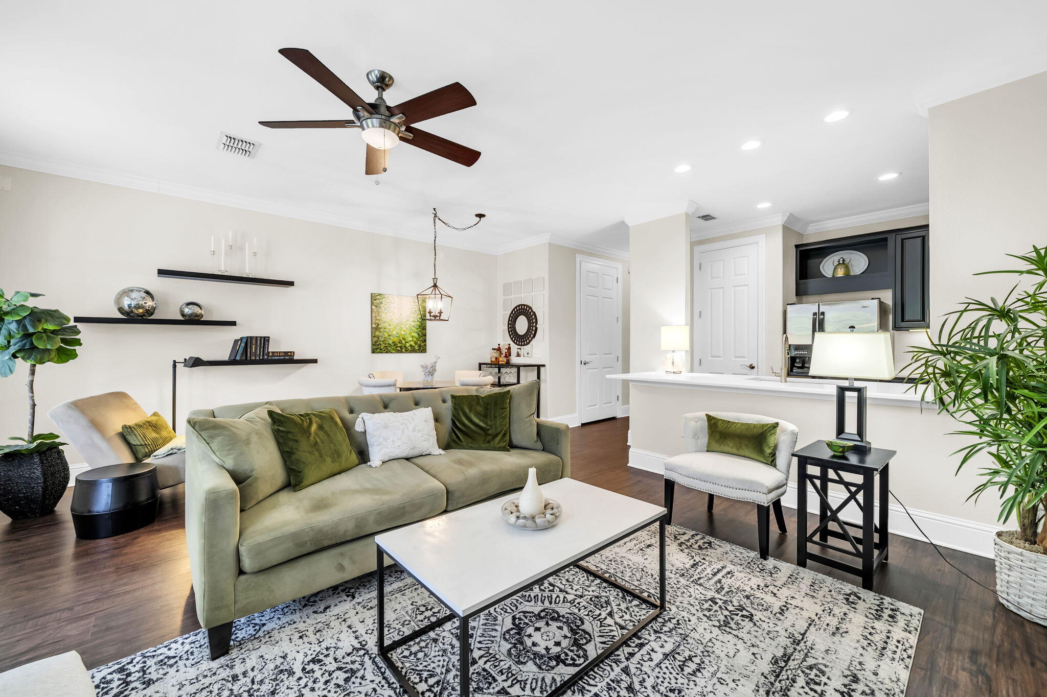 EAGLE BAY - Residential